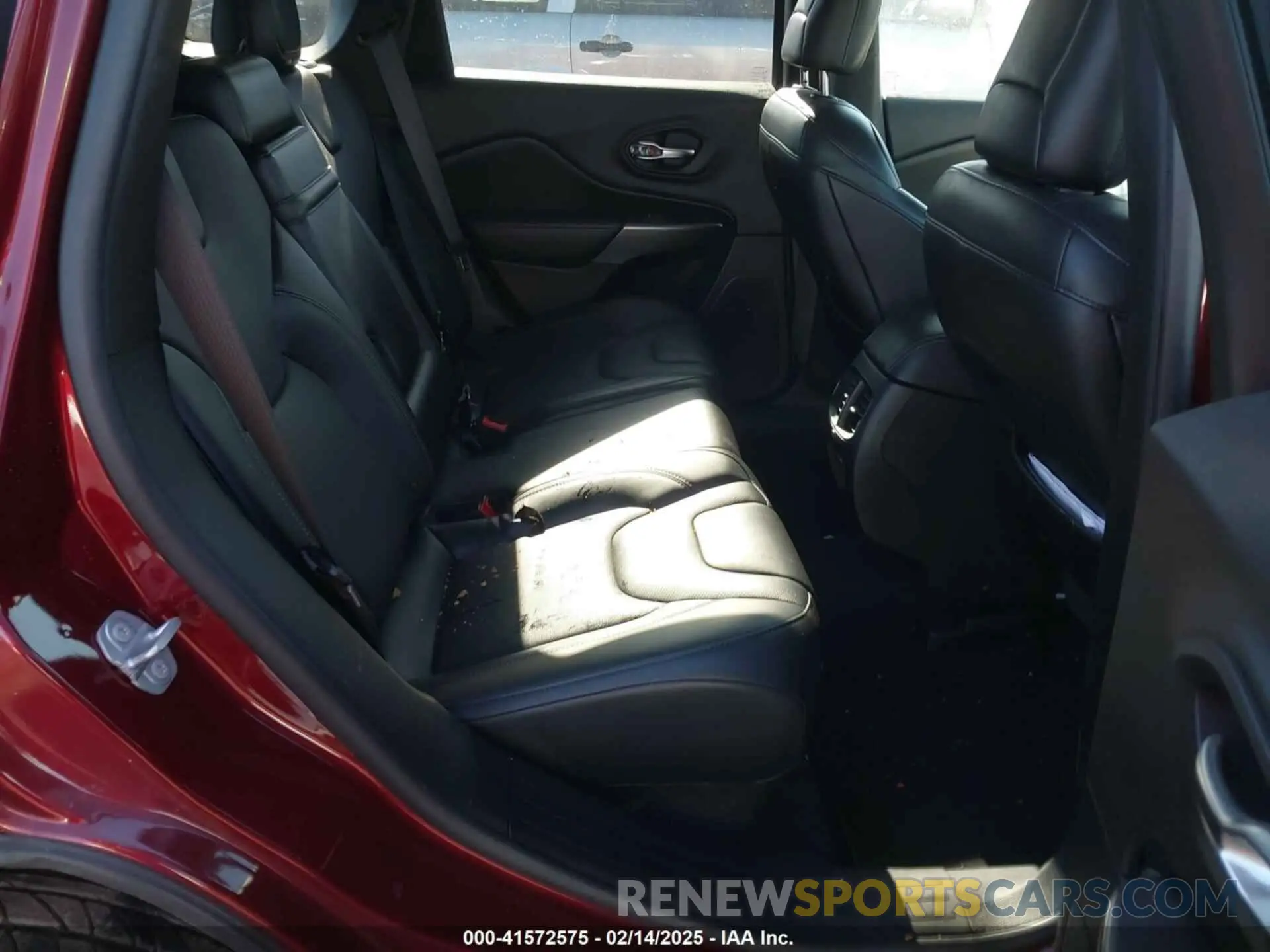 8 Фотография поврежденного автомобиля 1C4PJMDX6KD337276 JEEP CHEROKEE 2019