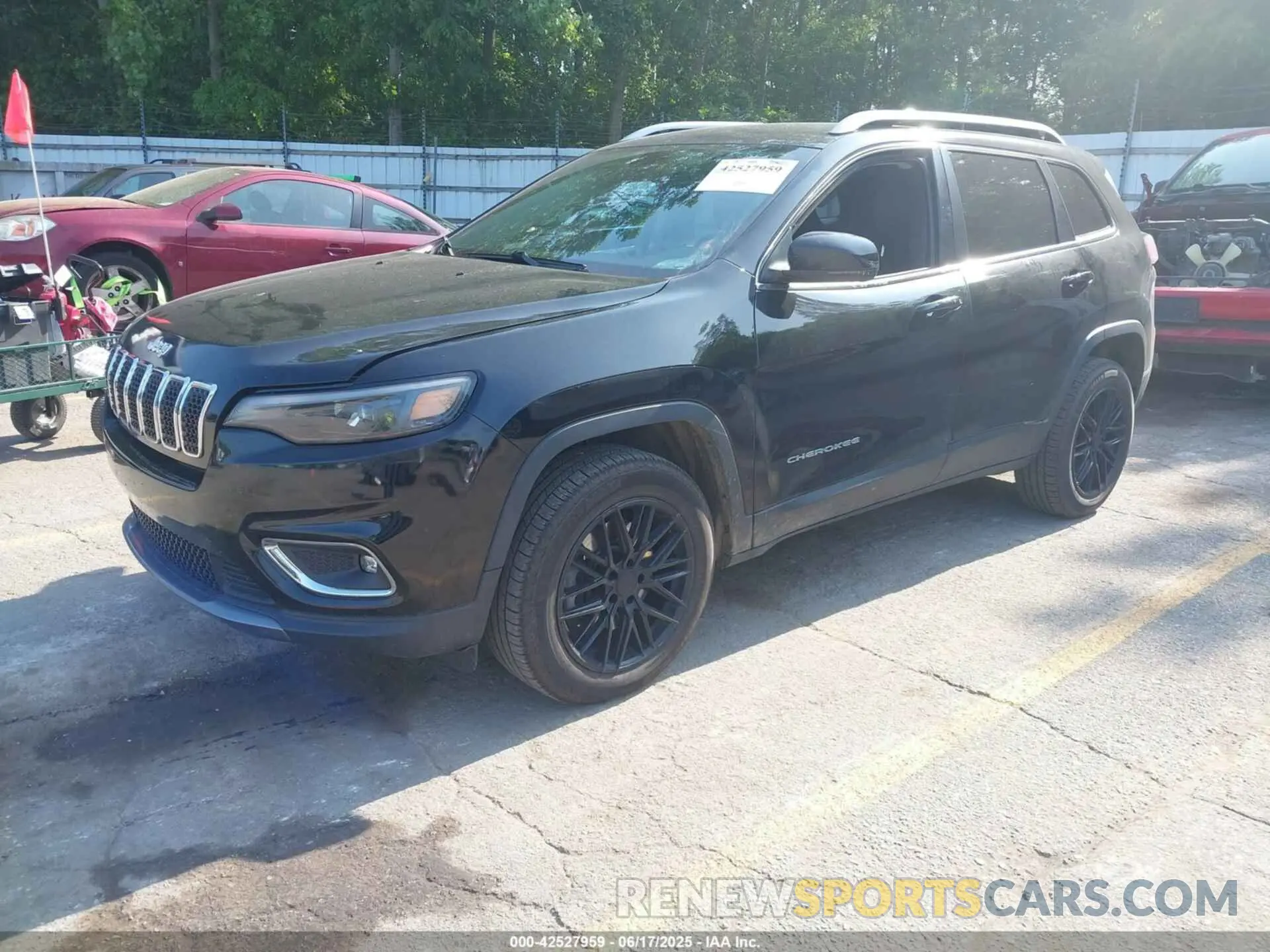 2 Photograph of a damaged car 1C4PJMDX8KD159015 JEEP CHEROKEE 2019