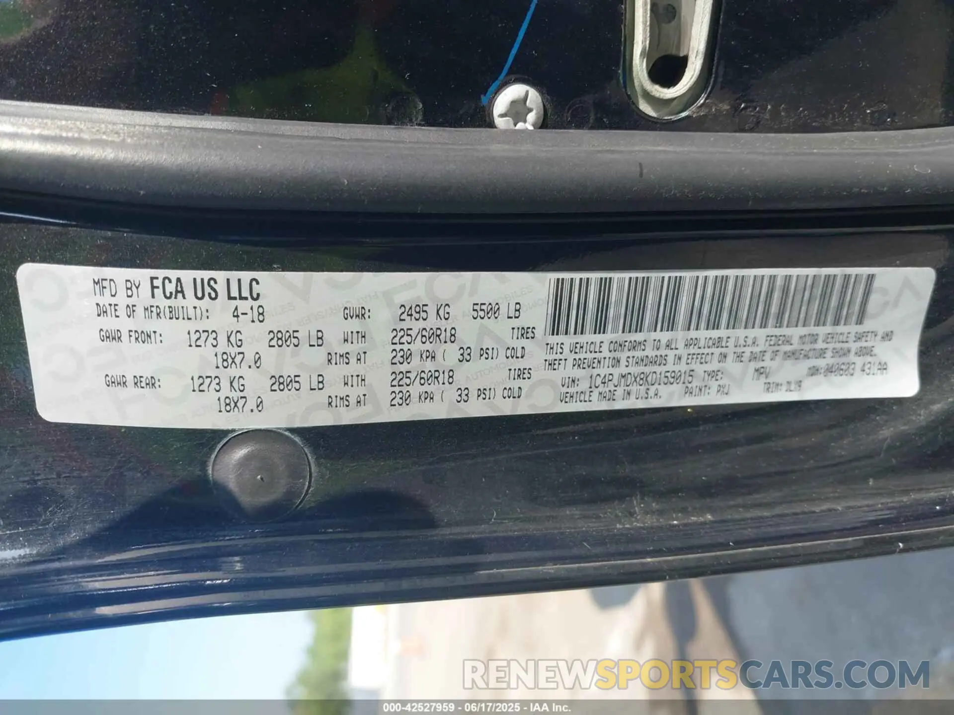 9 Photograph of a damaged car 1C4PJMDX8KD159015 JEEP CHEROKEE 2019