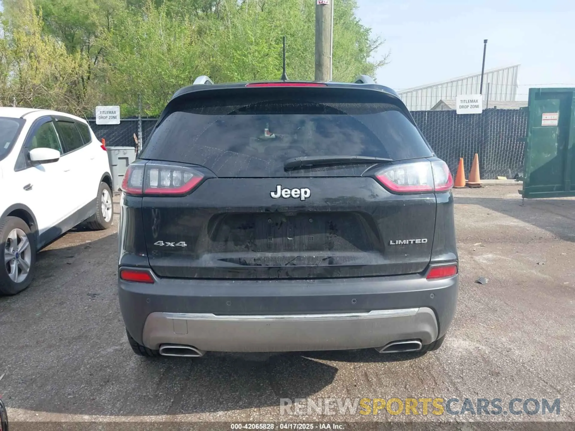 15 Фотография поврежденного автомобиля 1C4PJMDX8KD186411 JEEP CHEROKEE 2019