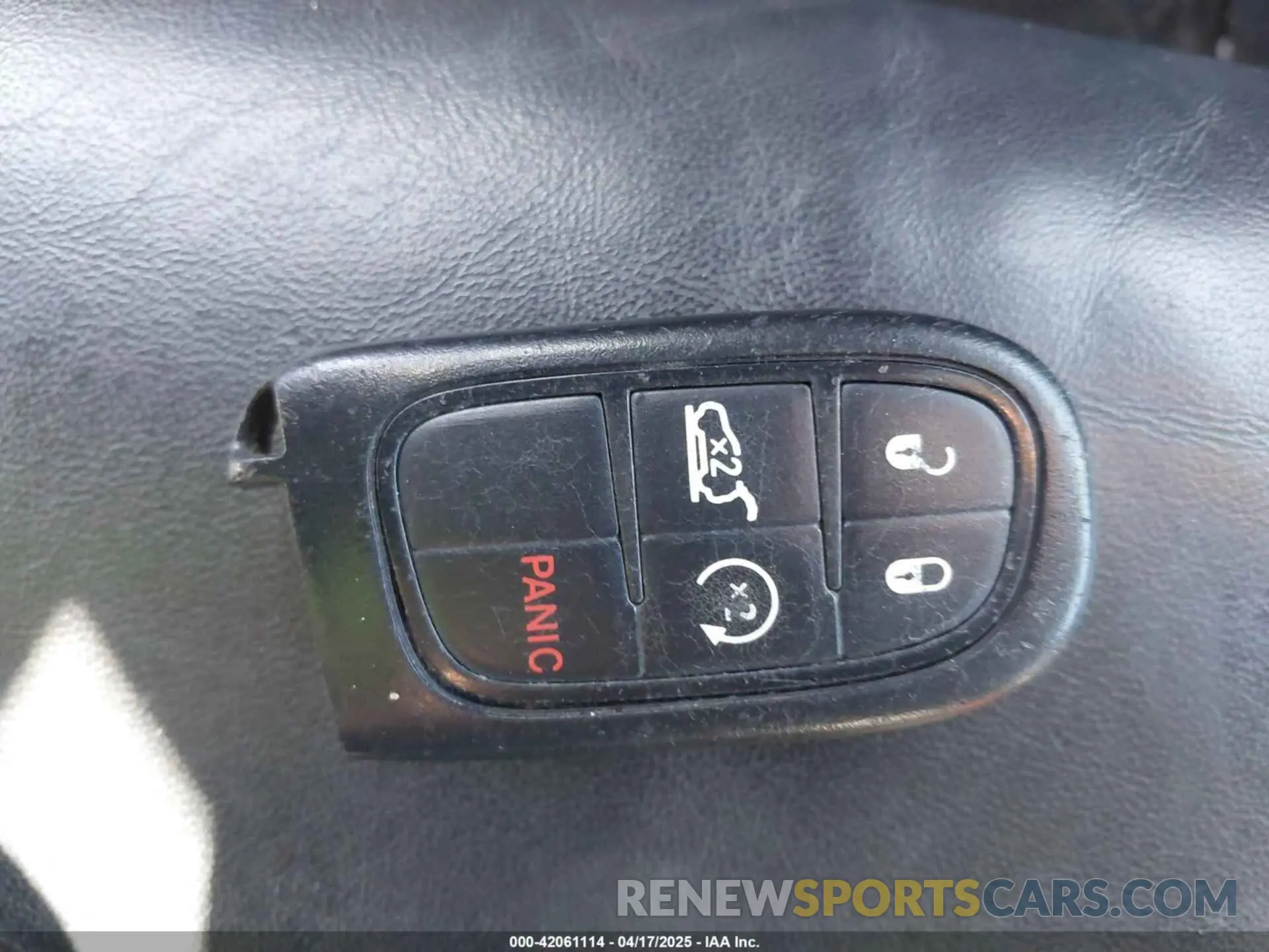 11 Фотография поврежденного автомобиля 1C4PJMDX9KD188989 JEEP CHEROKEE 2019