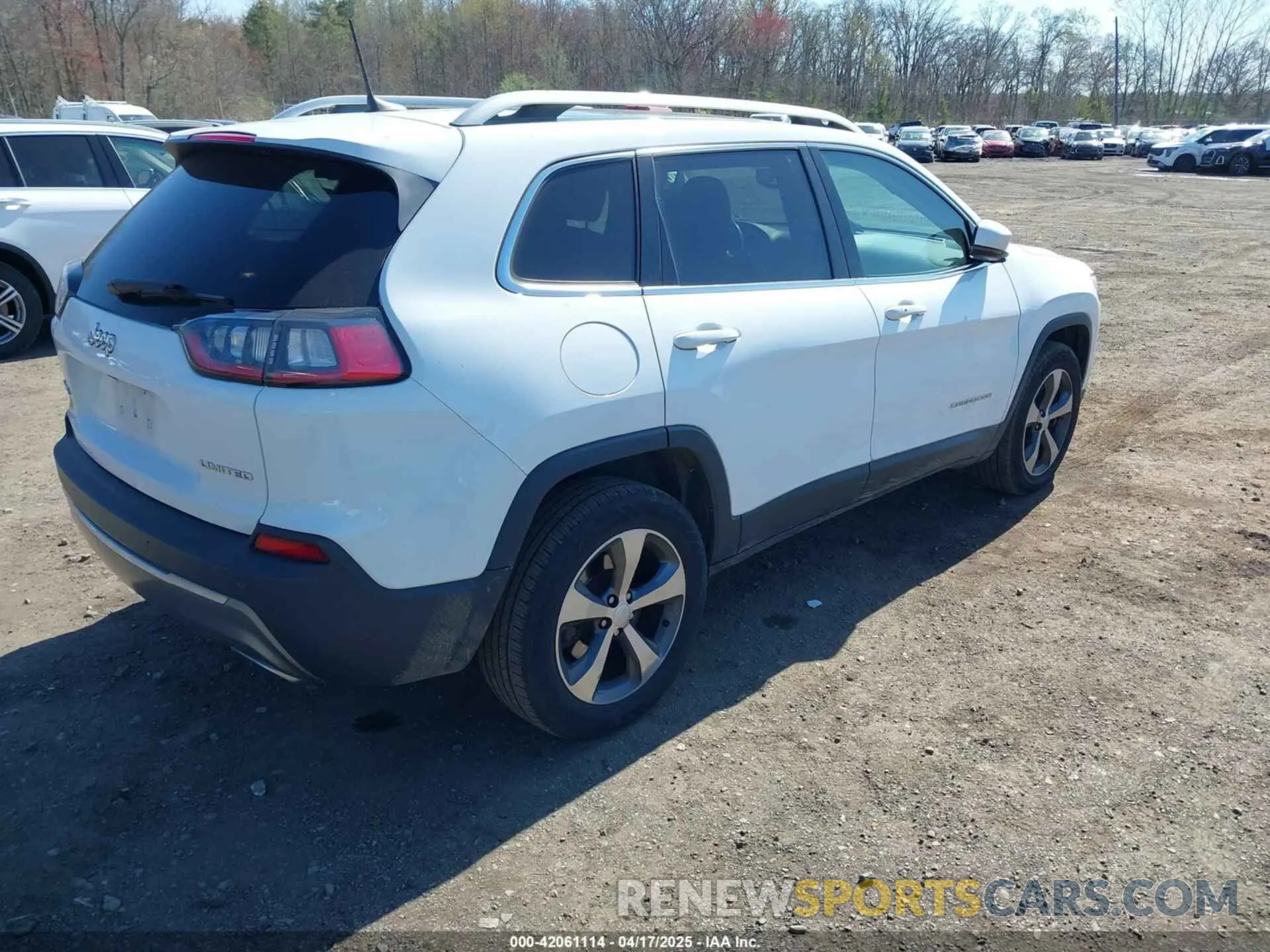 4 Фотография поврежденного автомобиля 1C4PJMDX9KD188989 JEEP CHEROKEE 2019
