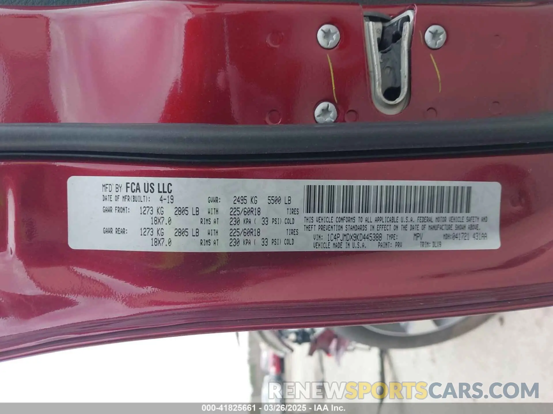 9 Photograph of a damaged car 1C4PJMDX9KD445388 JEEP CHEROKEE 2019