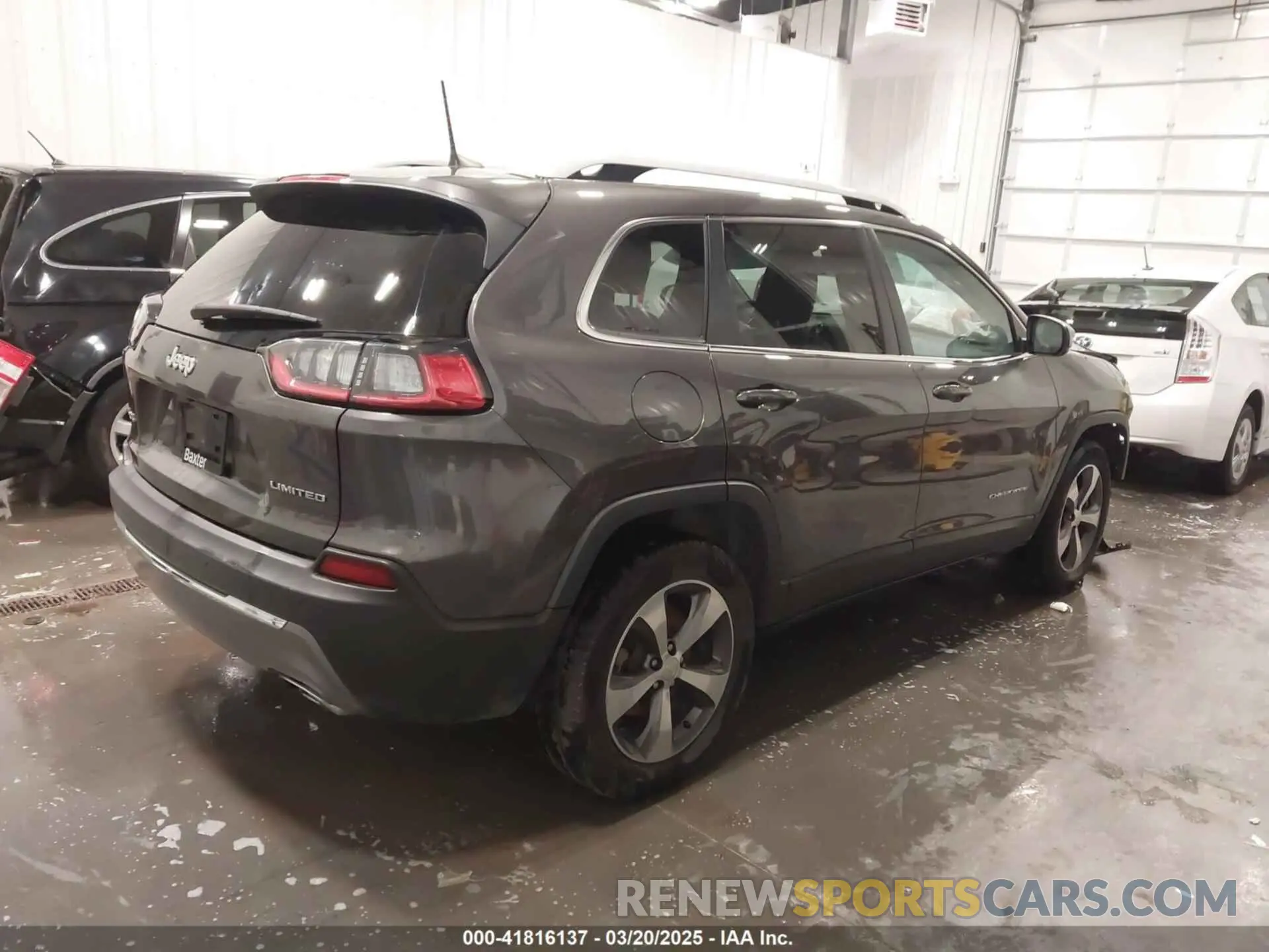 4 Фотография поврежденного автомобиля 1C4PJMDX9KD458707 JEEP CHEROKEE 2019