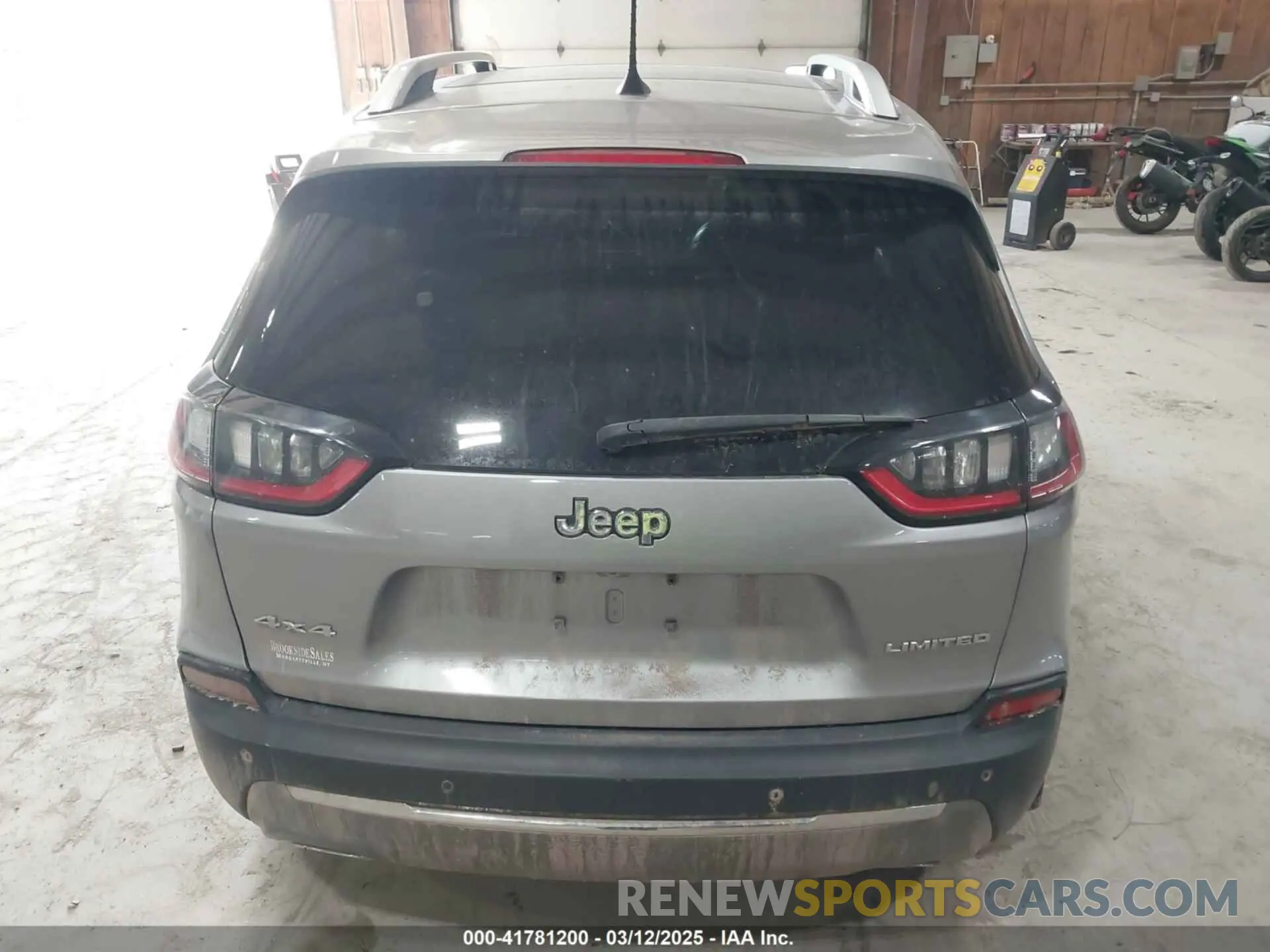 15 Фотография поврежденного автомобиля 1C4PJMDXXKD111984 JEEP CHEROKEE 2019