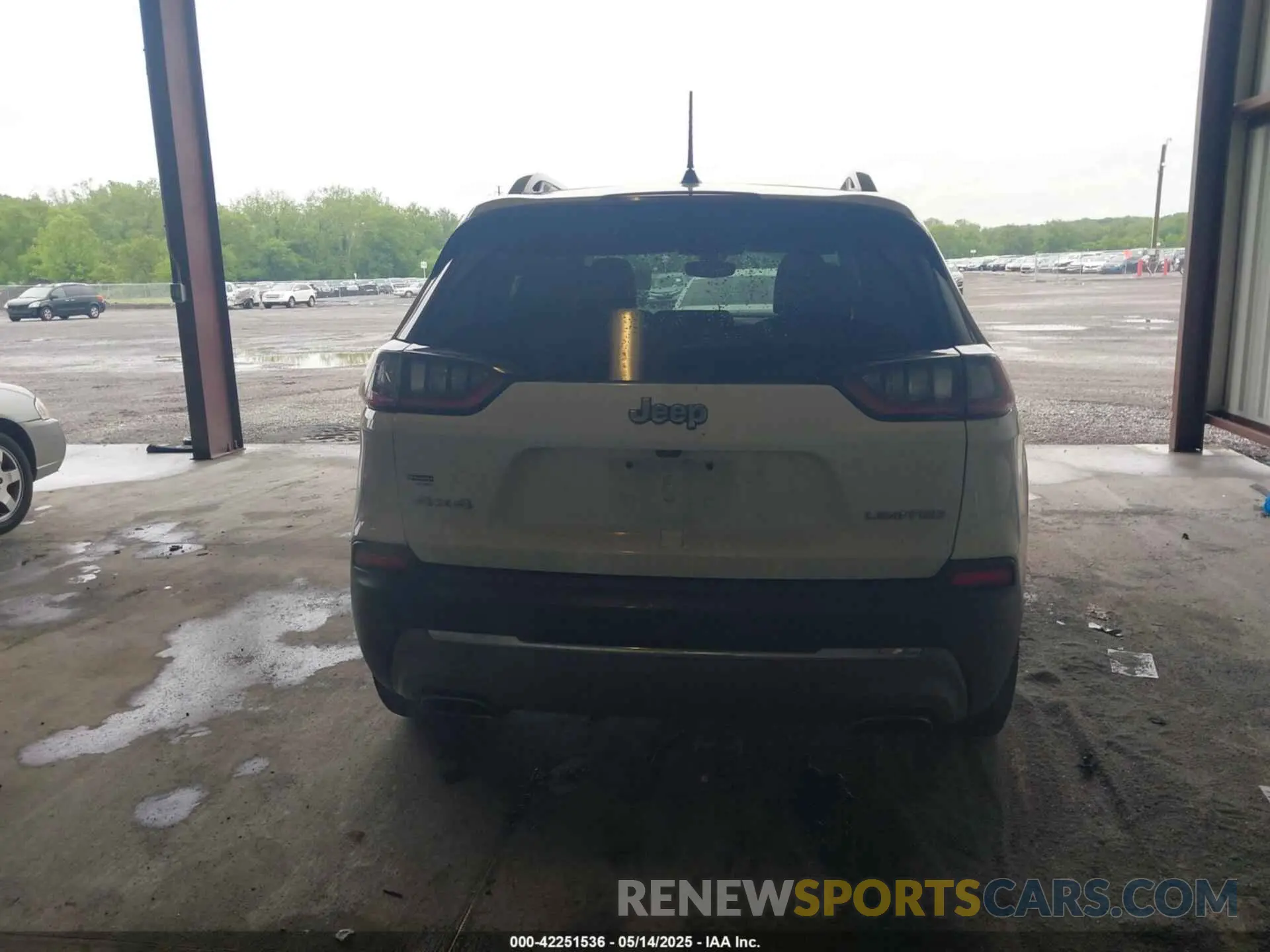 17 Фотография поврежденного автомобиля 1C4PJMDXXKD198284 JEEP CHEROKEE 2019