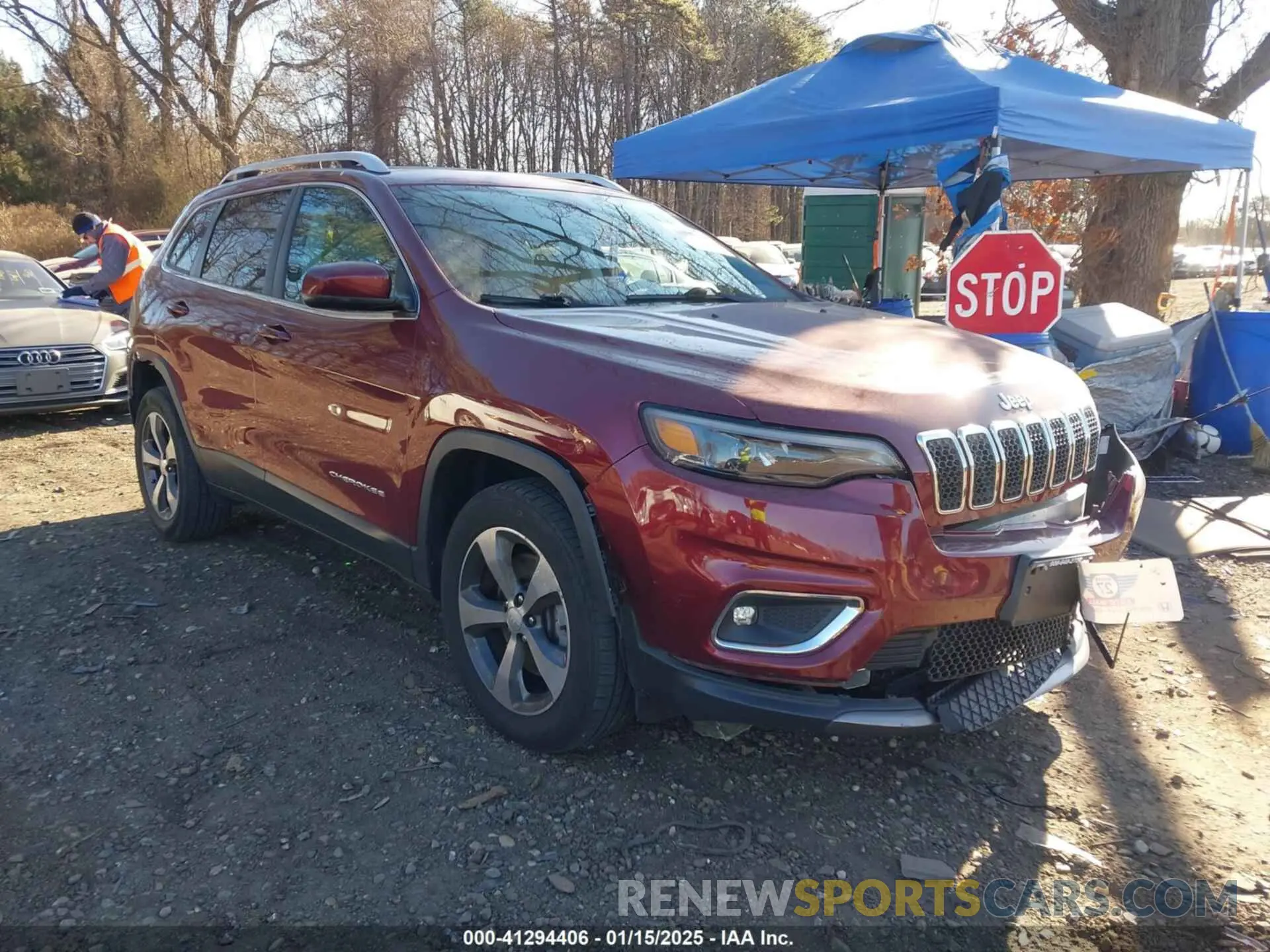 1 Photograph of a damaged car 1C4PJMDXXKD417177 JEEP CHEROKEE 2019