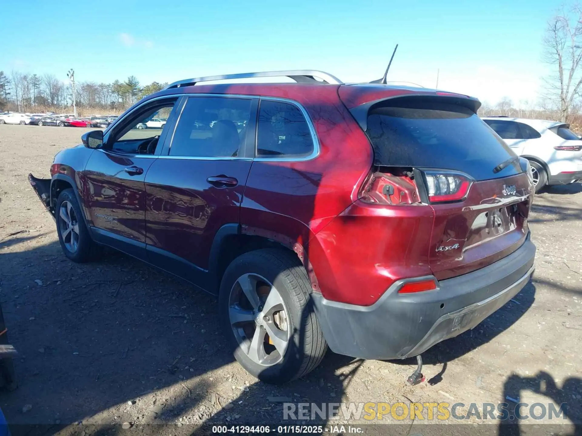 14 Photograph of a damaged car 1C4PJMDXXKD417177 JEEP CHEROKEE 2019