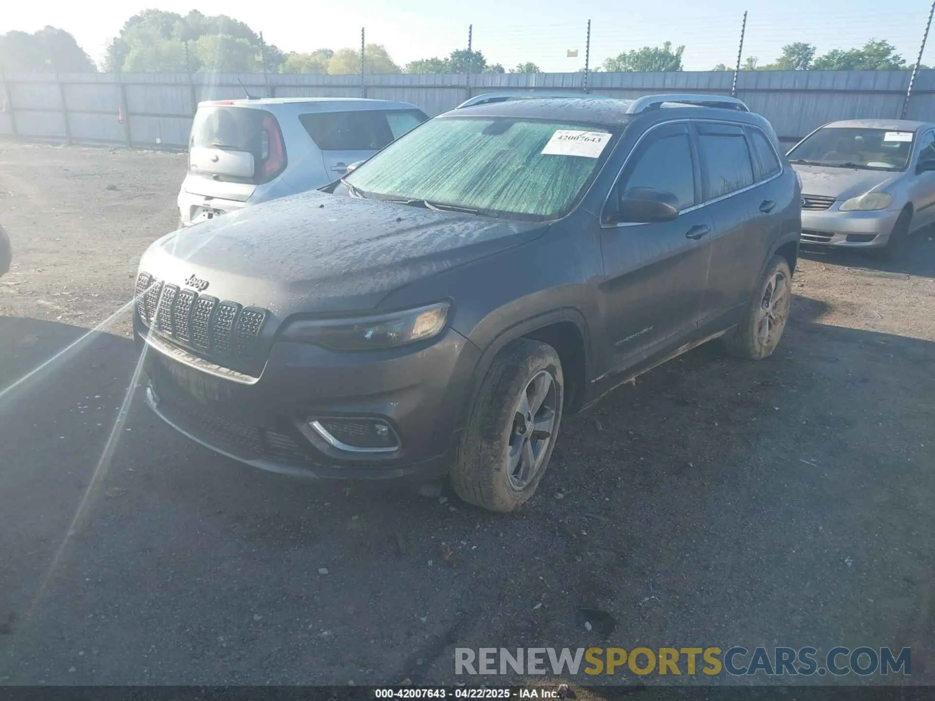 2 Фотография поврежденного автомобиля 1C4PJMDXXKD444833 JEEP CHEROKEE 2019