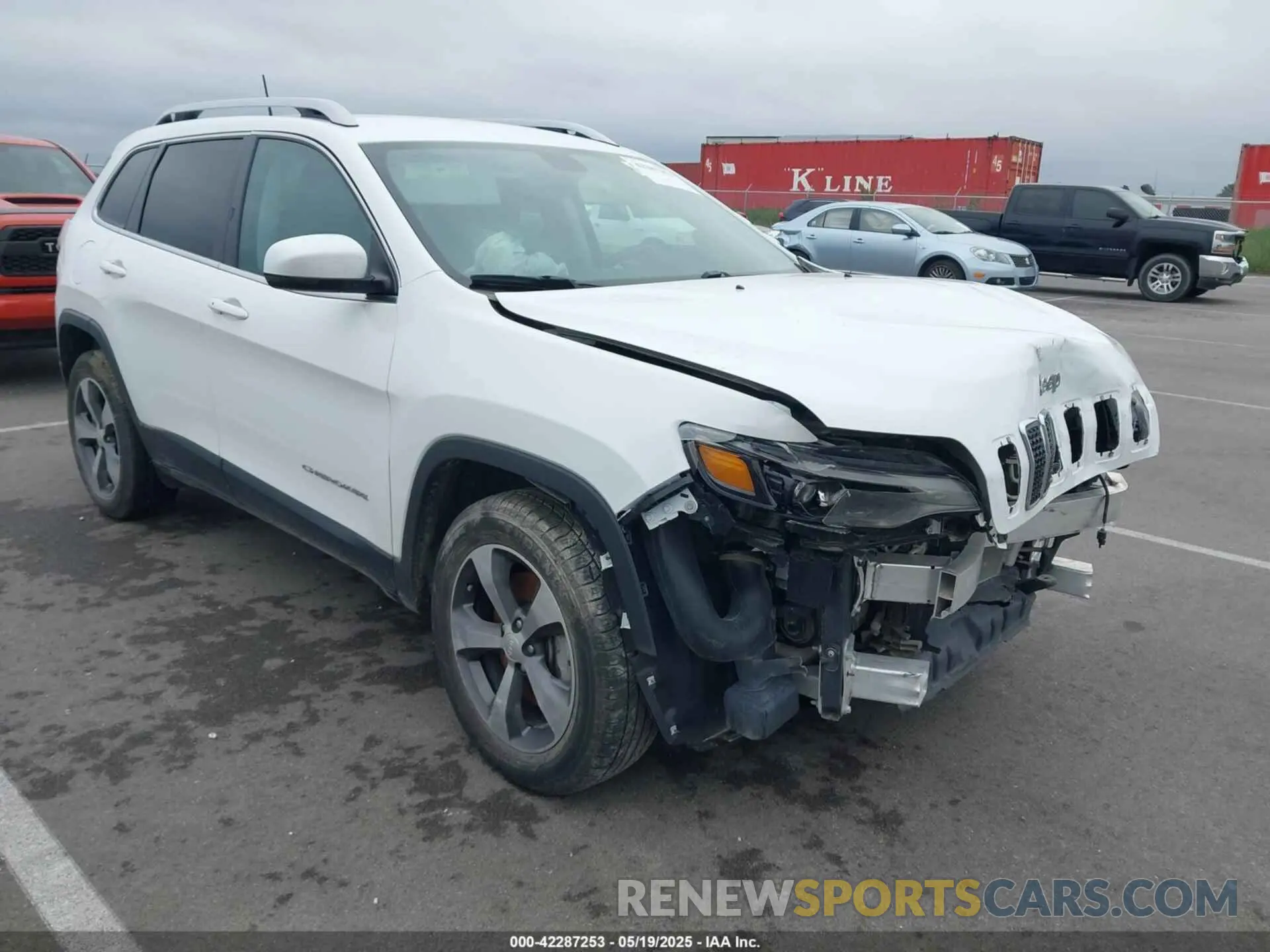1 Photograph of a damaged car 1C4PJMDXXKD456514 JEEP CHEROKEE 2019