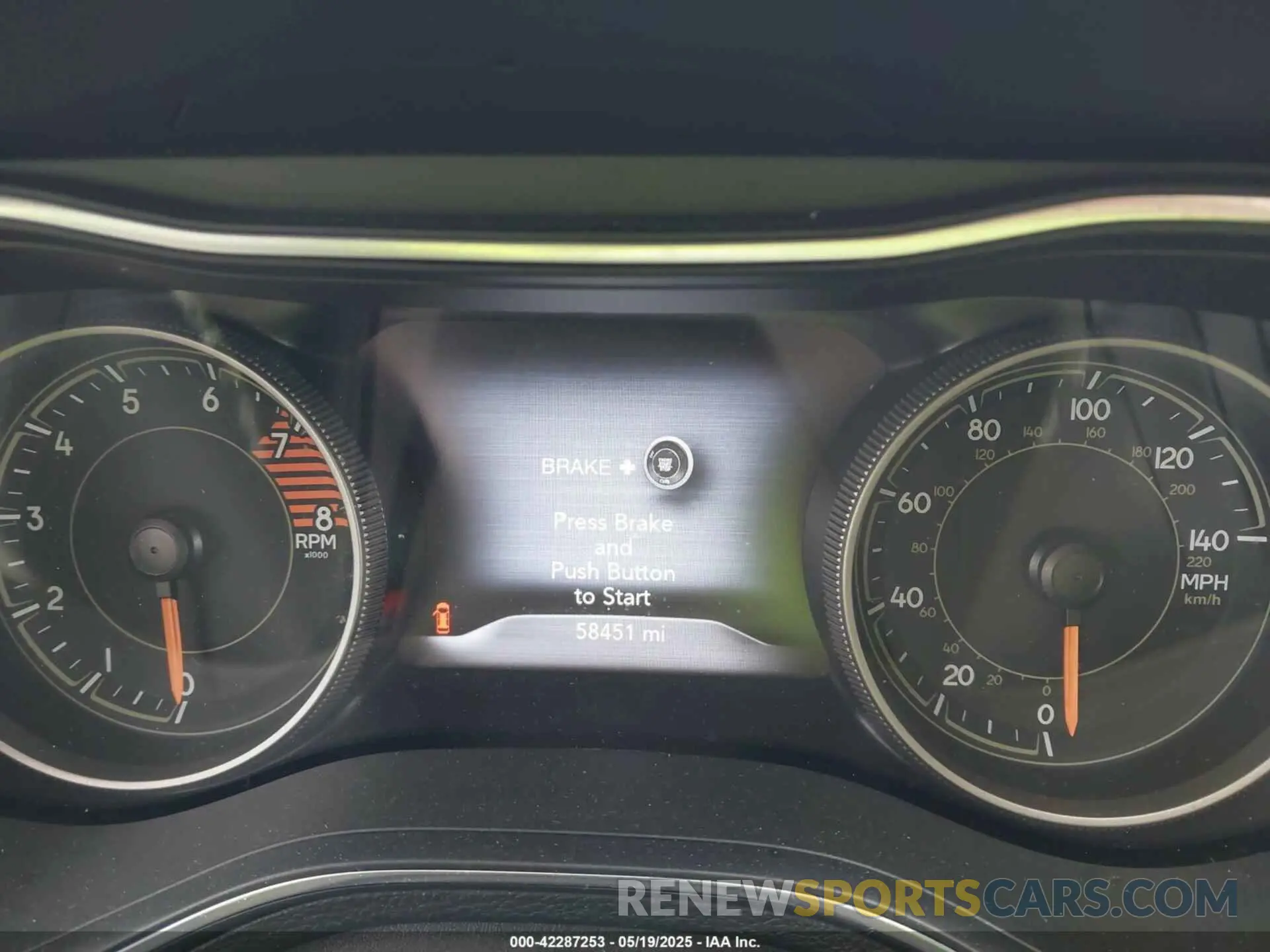 7 Photograph of a damaged car 1C4PJMDXXKD456514 JEEP CHEROKEE 2019
