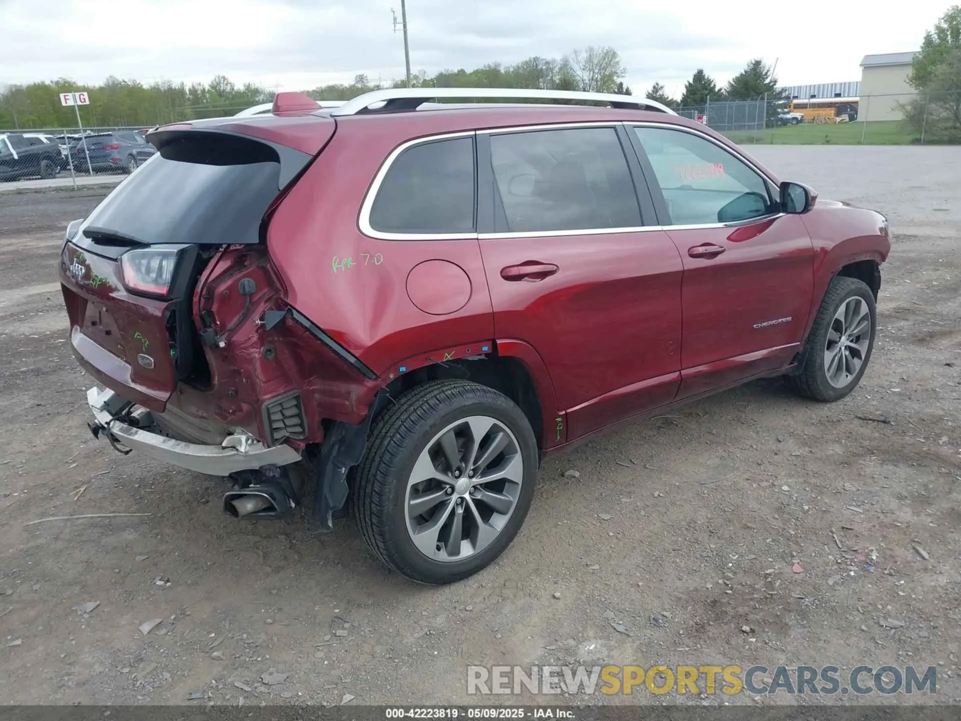 4 Фотография поврежденного автомобиля 1C4PJMJN2KD173866 JEEP CHEROKEE 2019