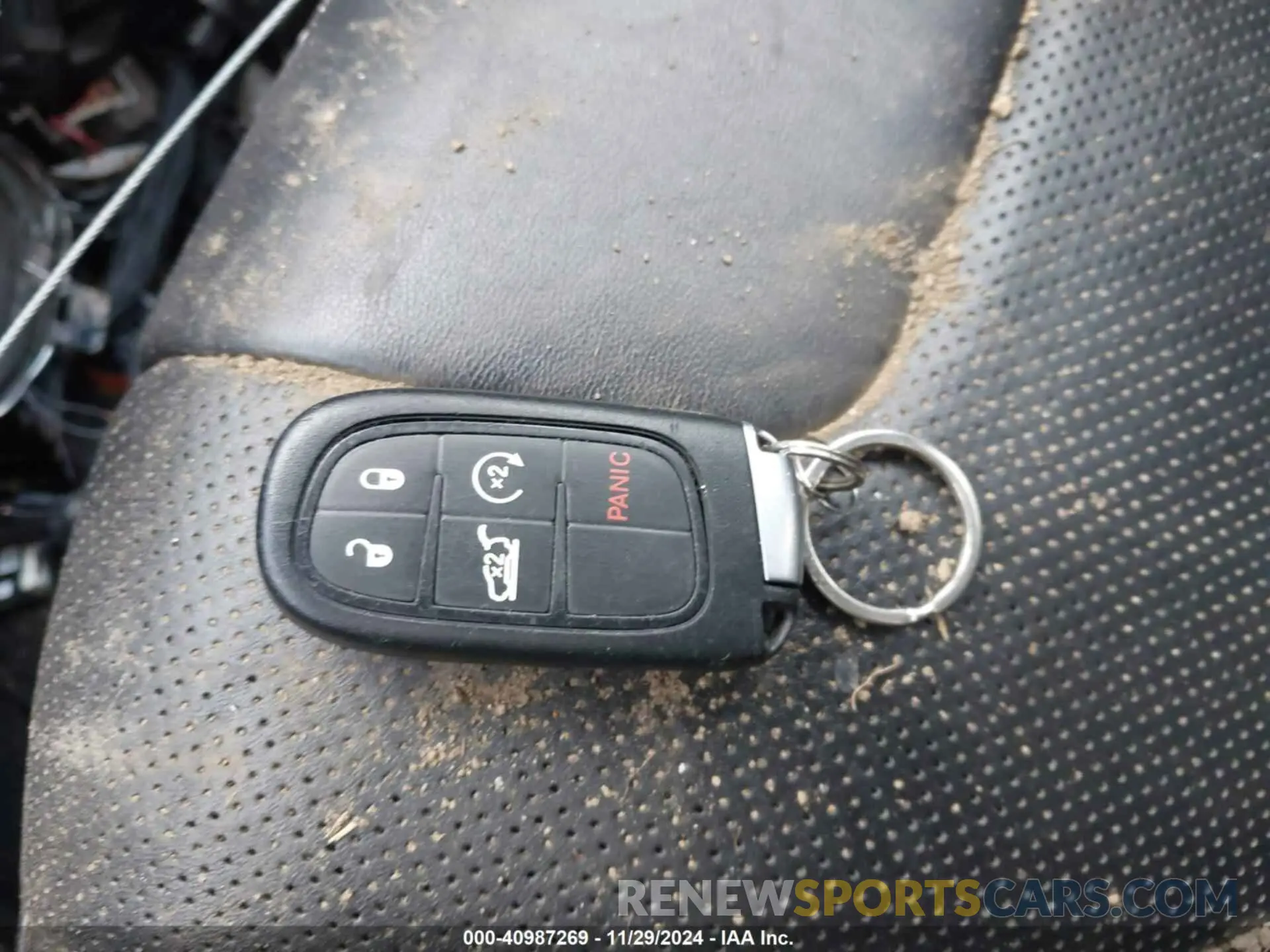 11 Photograph of a damaged car 1C4PJMJX2KD356346 JEEP CHEROKEE 2019