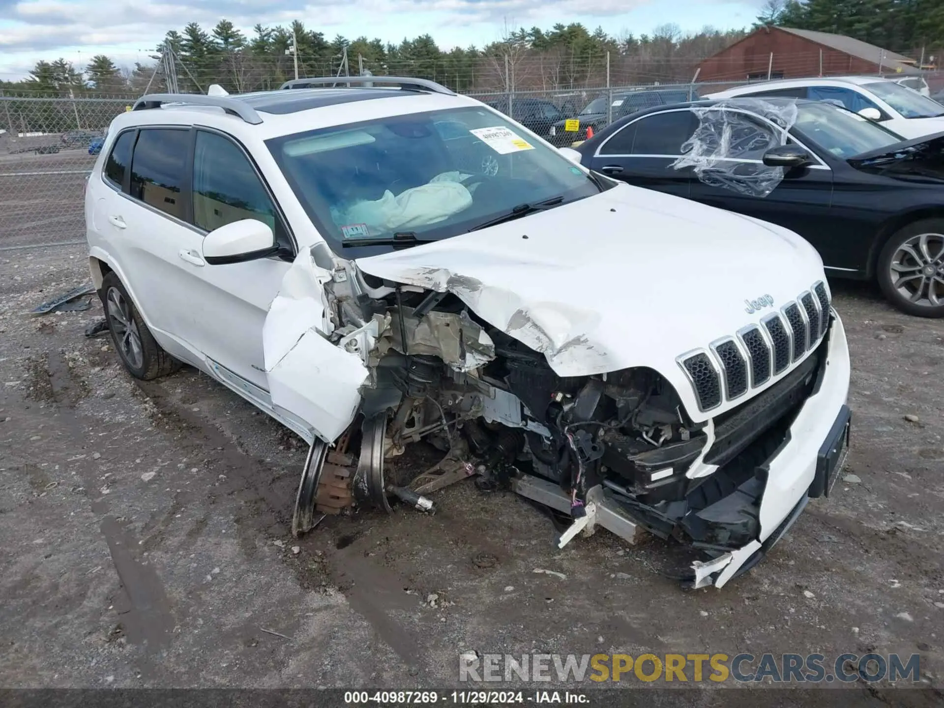 14 Photograph of a damaged car 1C4PJMJX2KD356346 JEEP CHEROKEE 2019