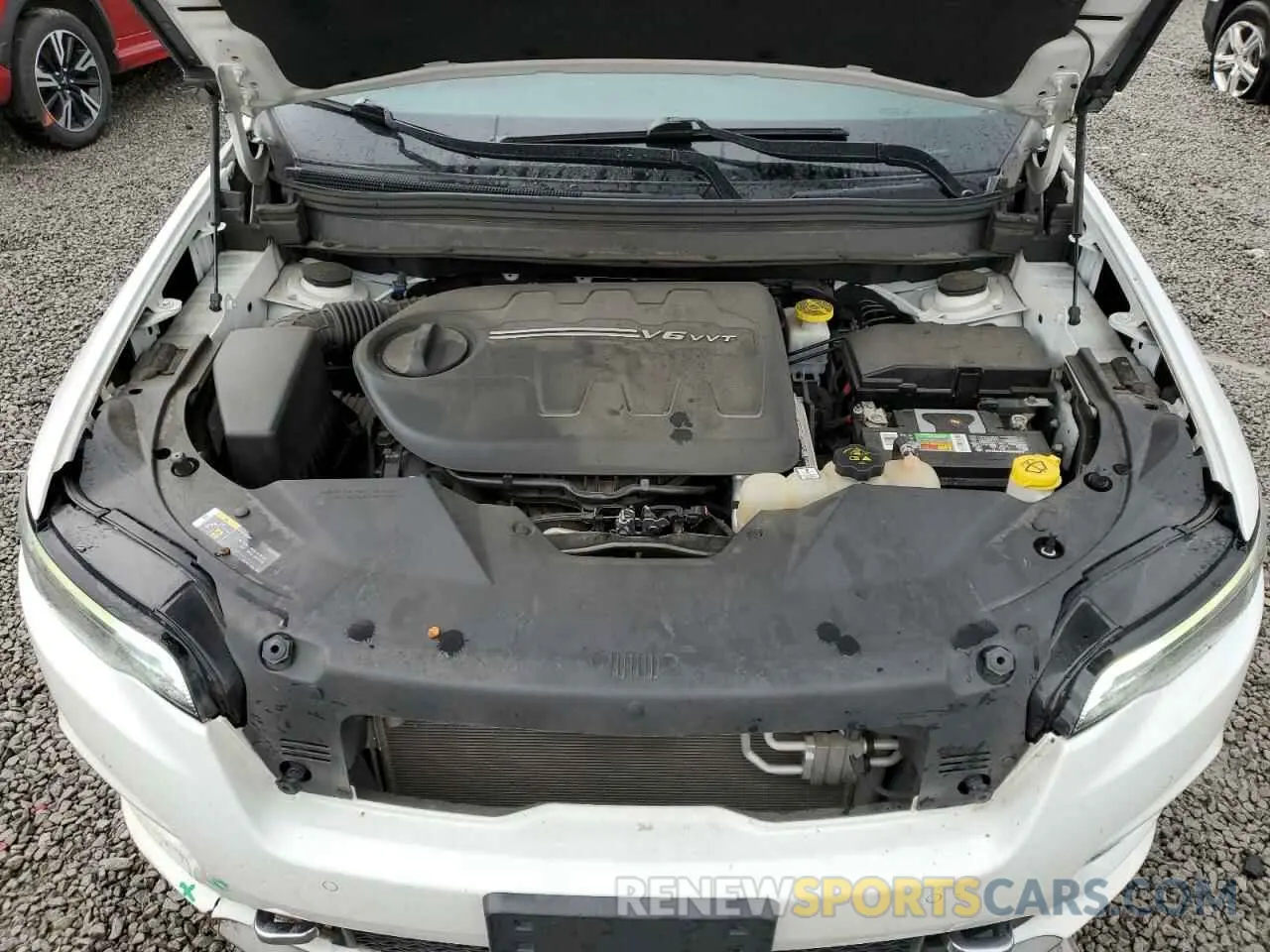 12 Photograph of a damaged car 1C4PJMJX7KD160984 JEEP CHEROKEE 2019