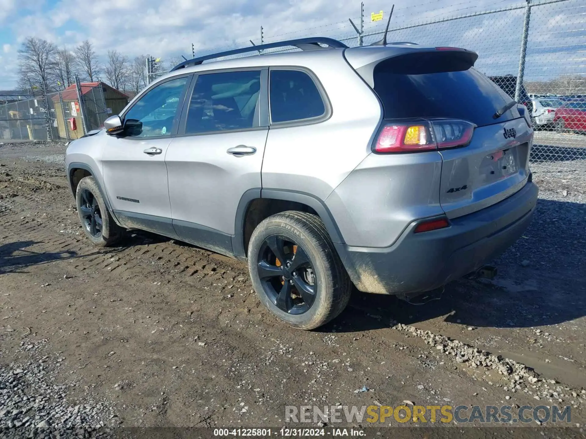 3 Photograph of a damaged car 1C4PJMLB0KD320947 JEEP CHEROKEE 2019