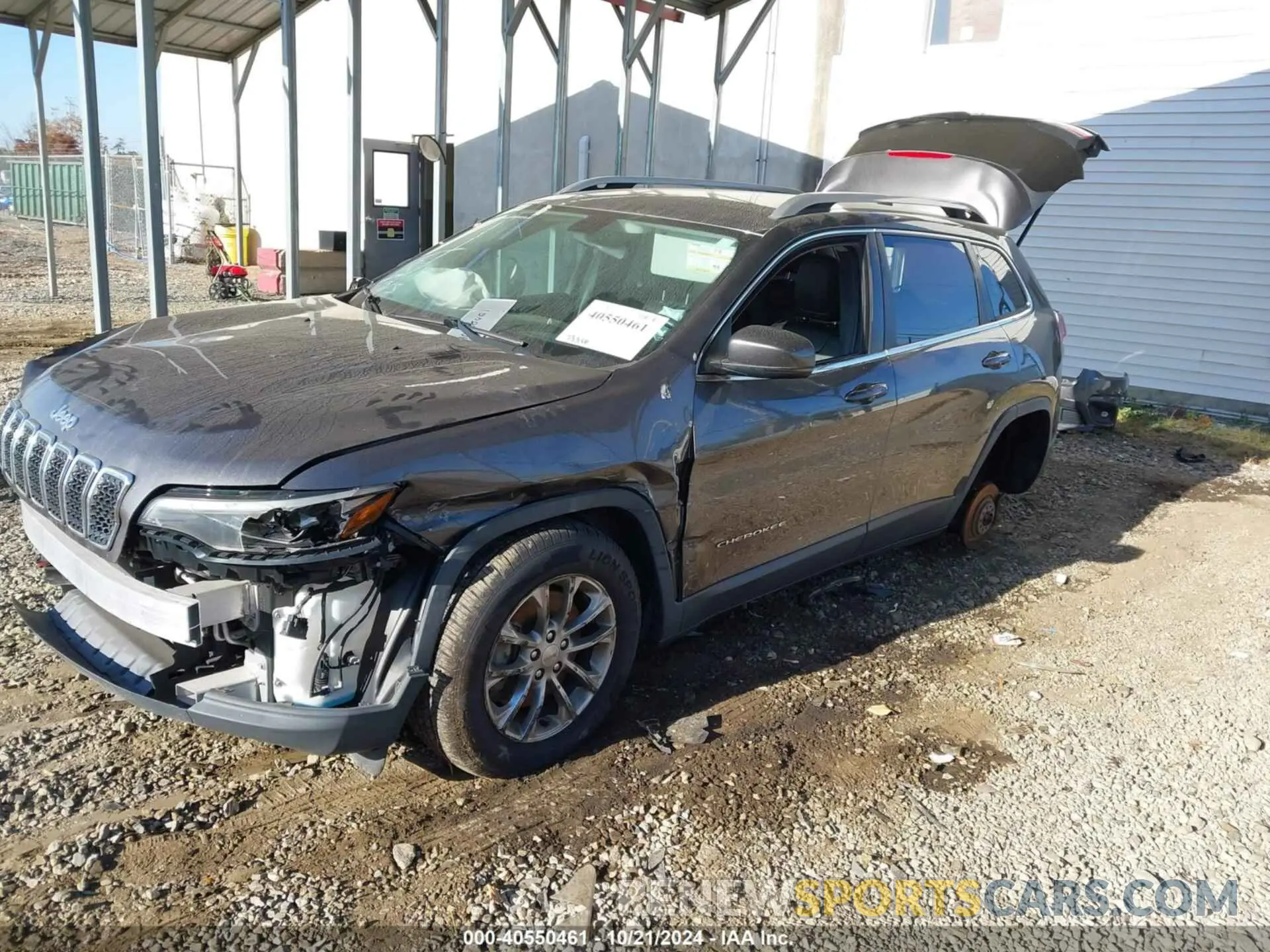 2 Photograph of a damaged car 1C4PJMLB1KD101186 JEEP CHEROKEE 2019
