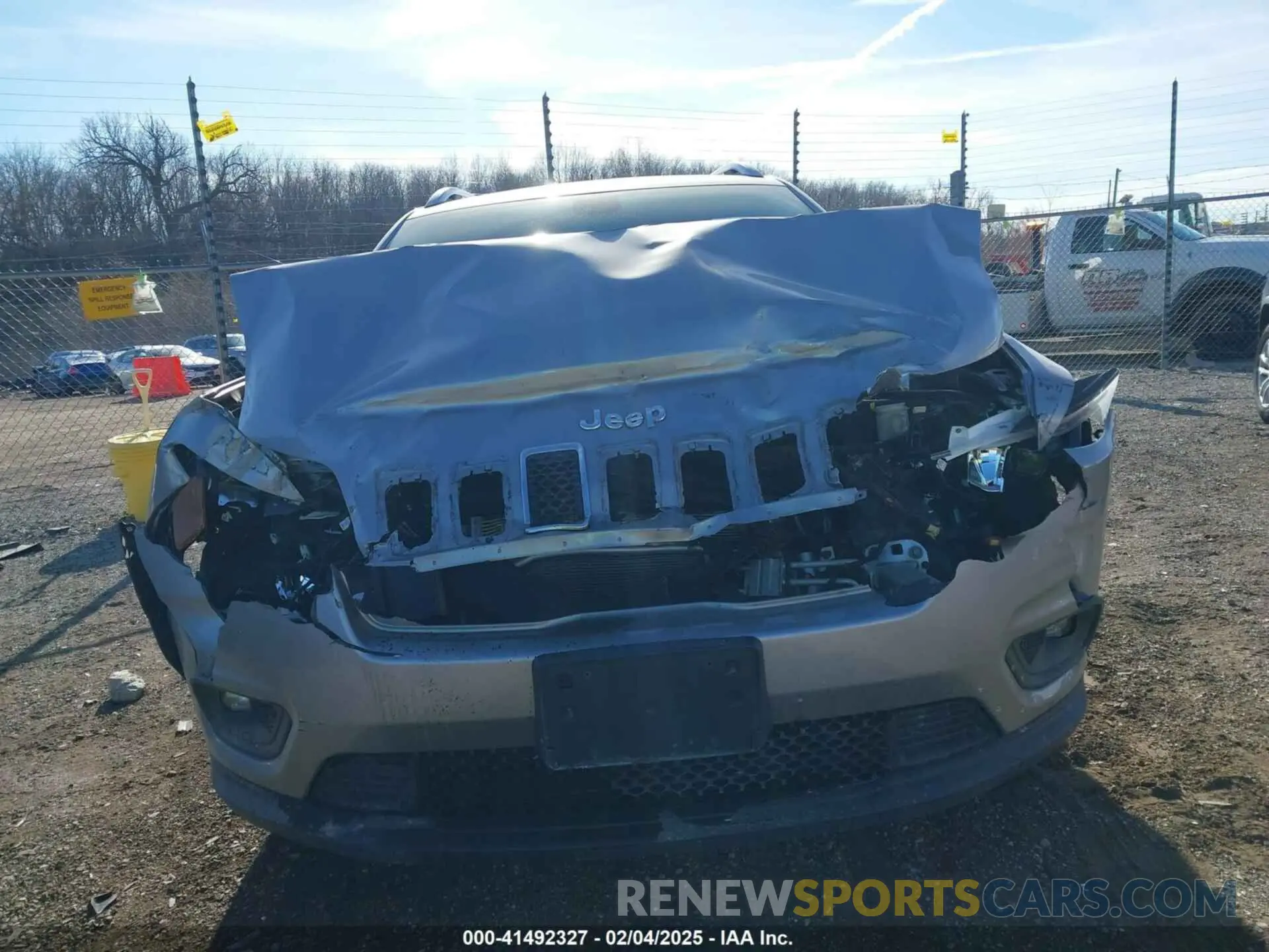 12 Фотография поврежденного автомобиля 1C4PJMLB1KD166927 JEEP CHEROKEE 2019