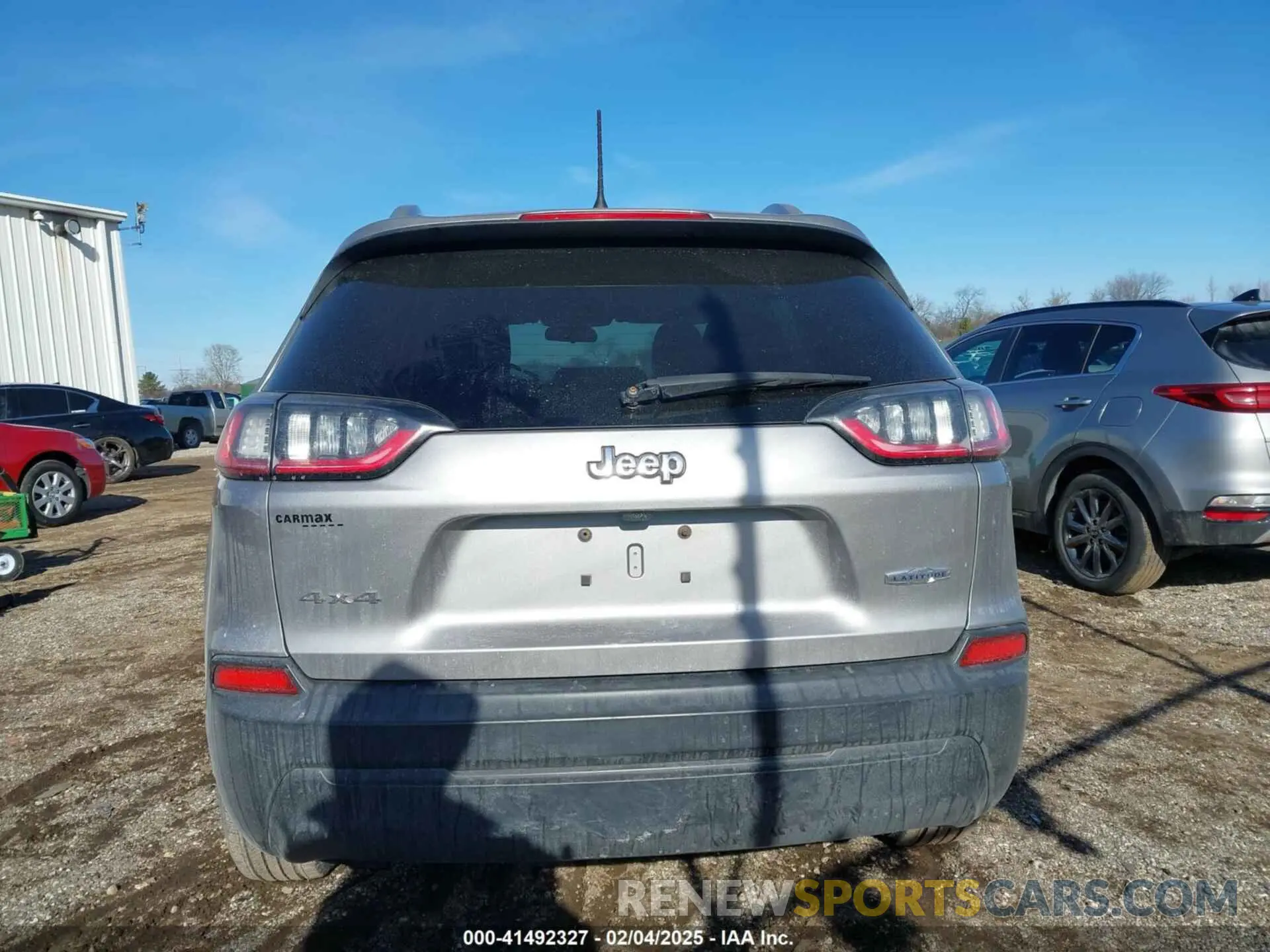 16 Фотография поврежденного автомобиля 1C4PJMLB1KD166927 JEEP CHEROKEE 2019