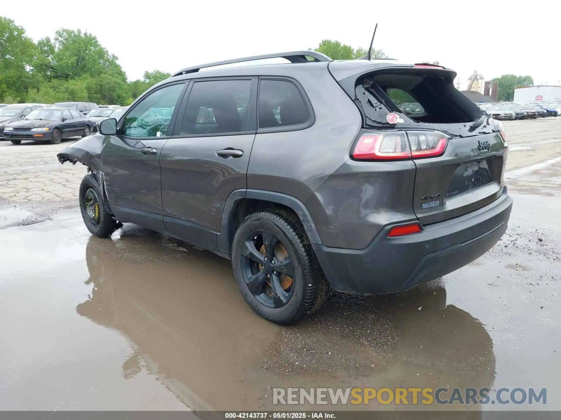 3 Photograph of a damaged car 1C4PJMLB2KD328371 JEEP CHEROKEE 2019