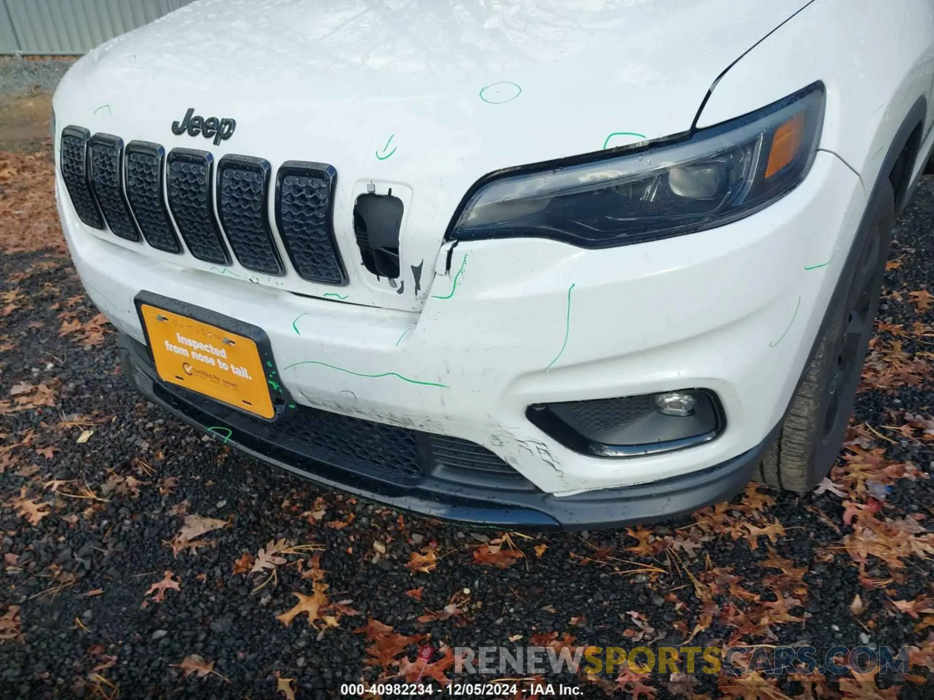6 Photograph of a damaged car 1C4PJMLB4KD321809 JEEP CHEROKEE 2019