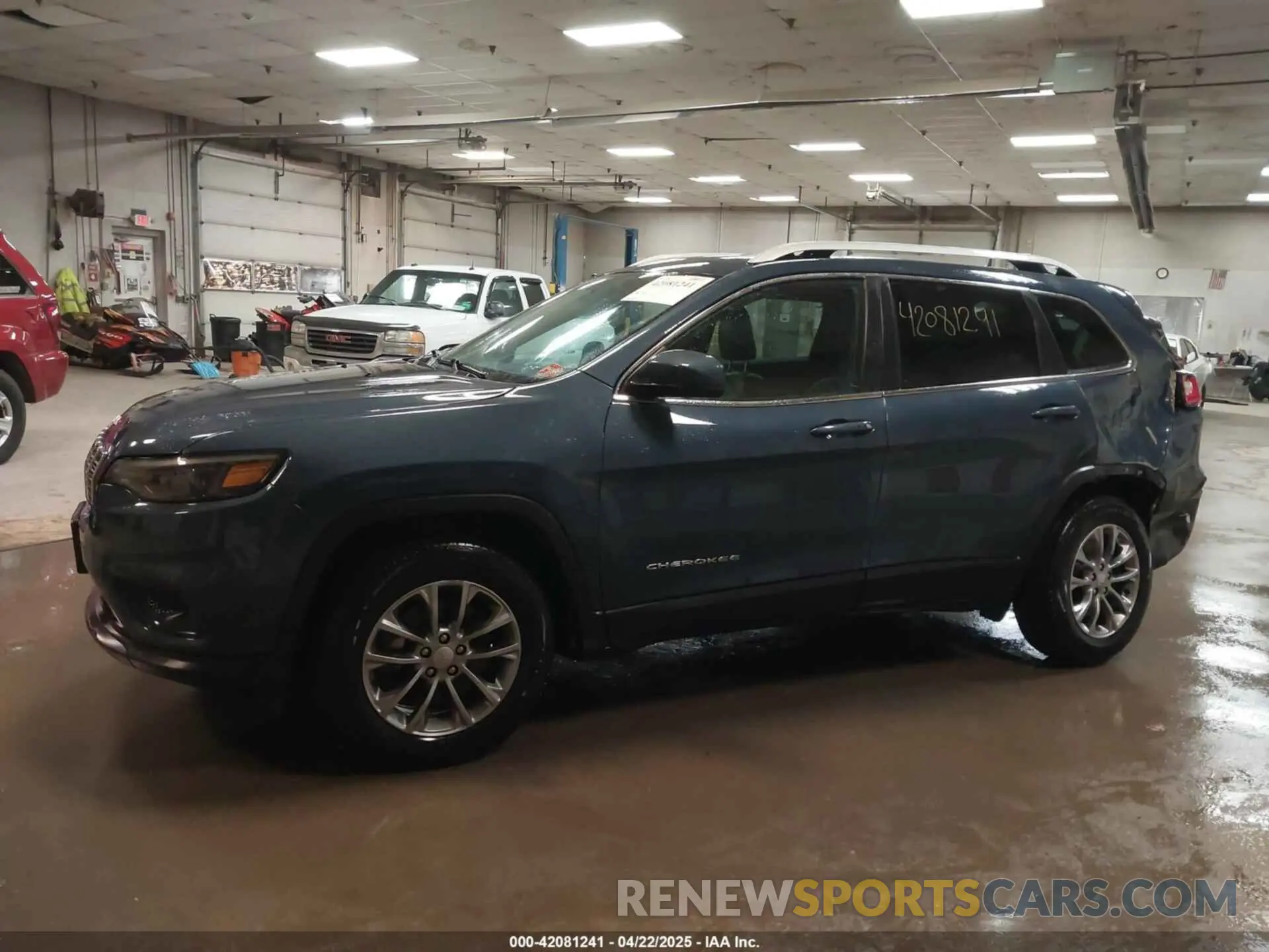 14 Фотография поврежденного автомобиля 1C4PJMLB4KD462220 JEEP CHEROKEE 2019