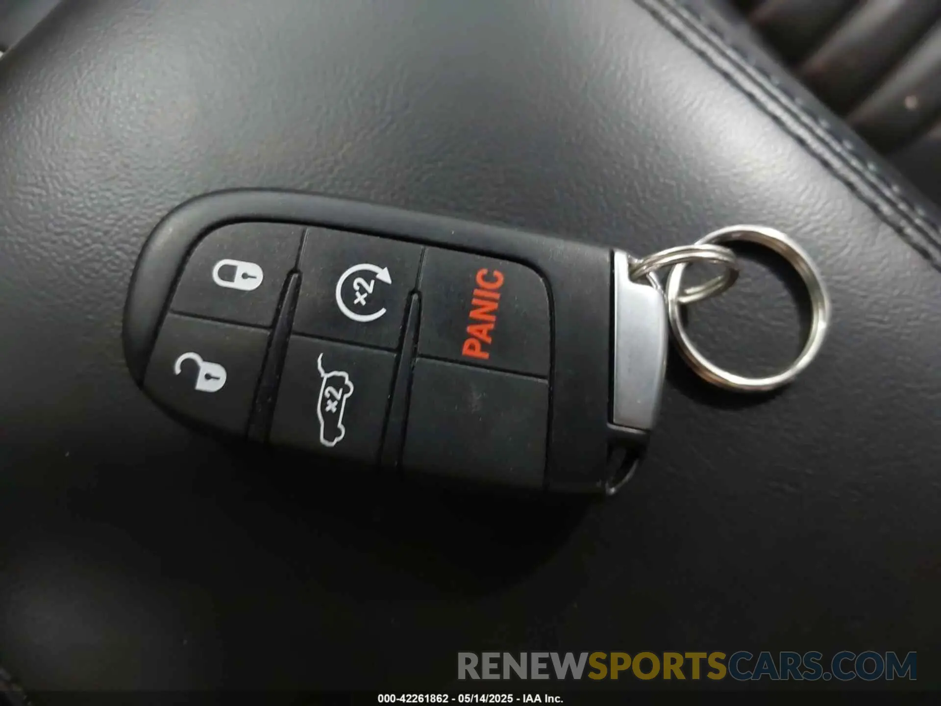 11 Photograph of a damaged car 1C4PJMLB5KD350509 JEEP CHEROKEE 2019