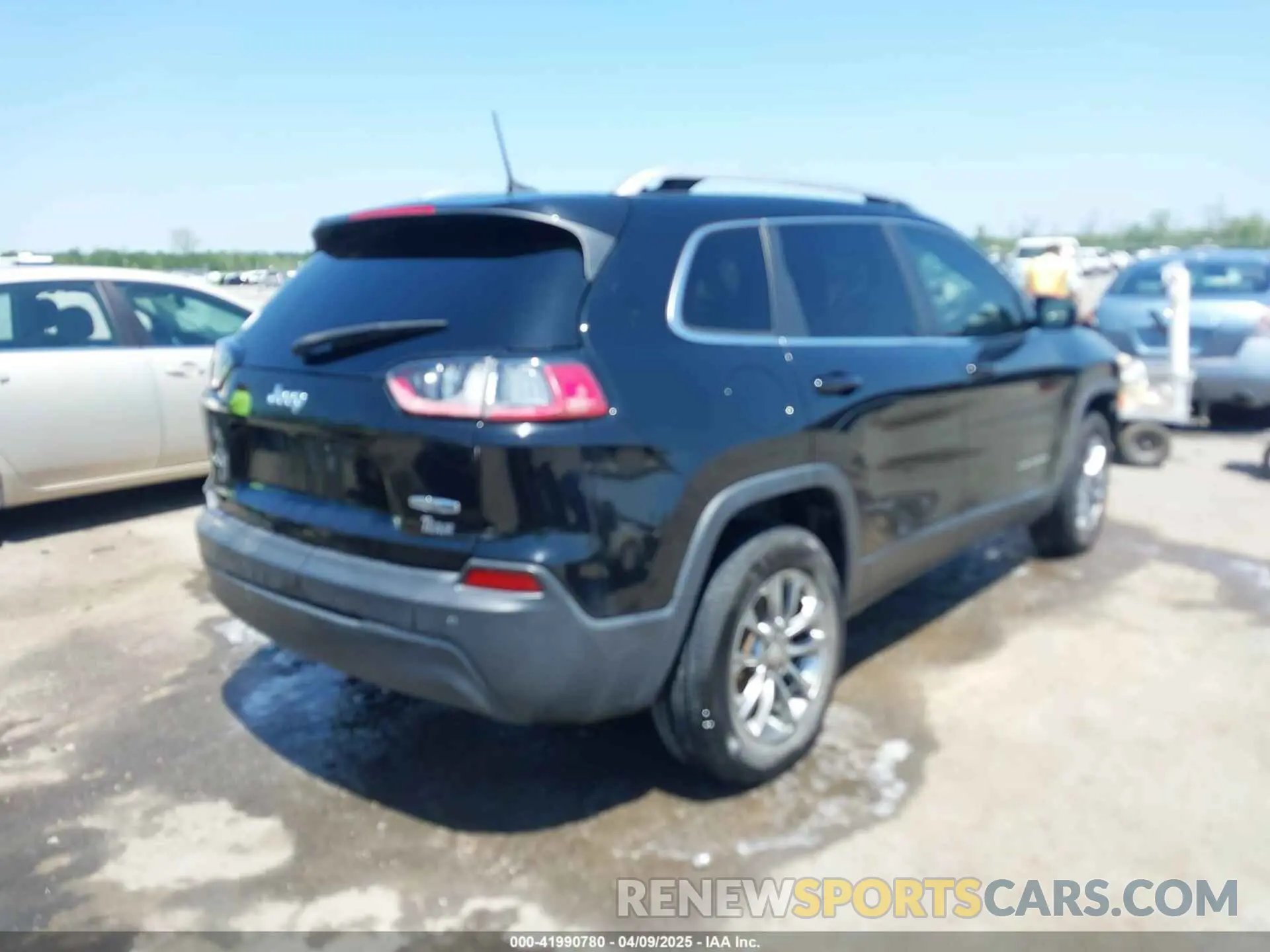 4 Фотография поврежденного автомобиля 1C4PJMLB5KD474859 JEEP CHEROKEE 2019