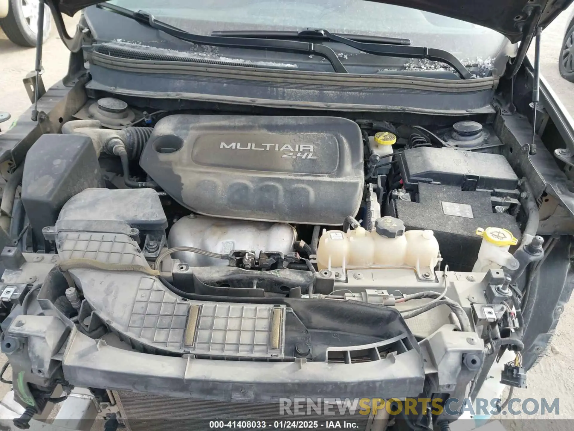 10 Photograph of a damaged car 1C4PJMLB6KD139836 JEEP CHEROKEE 2019