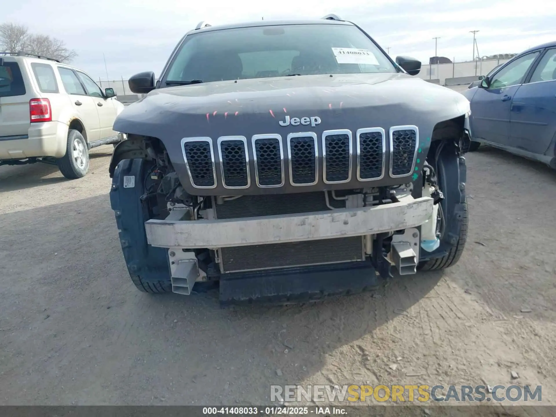 6 Photograph of a damaged car 1C4PJMLB6KD139836 JEEP CHEROKEE 2019