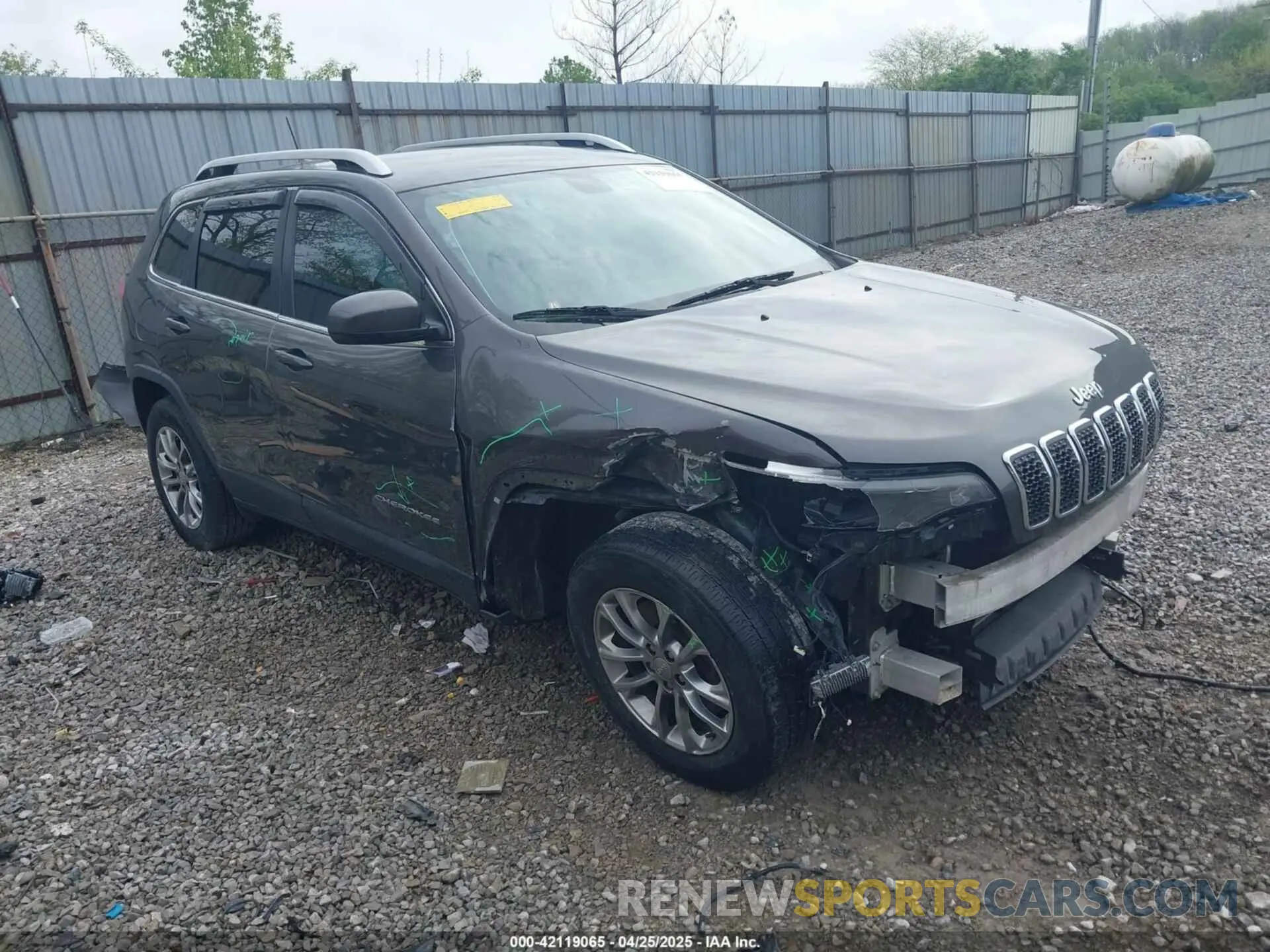 1 Photograph of a damaged car 1C4PJMLB7KD182307 JEEP CHEROKEE 2019