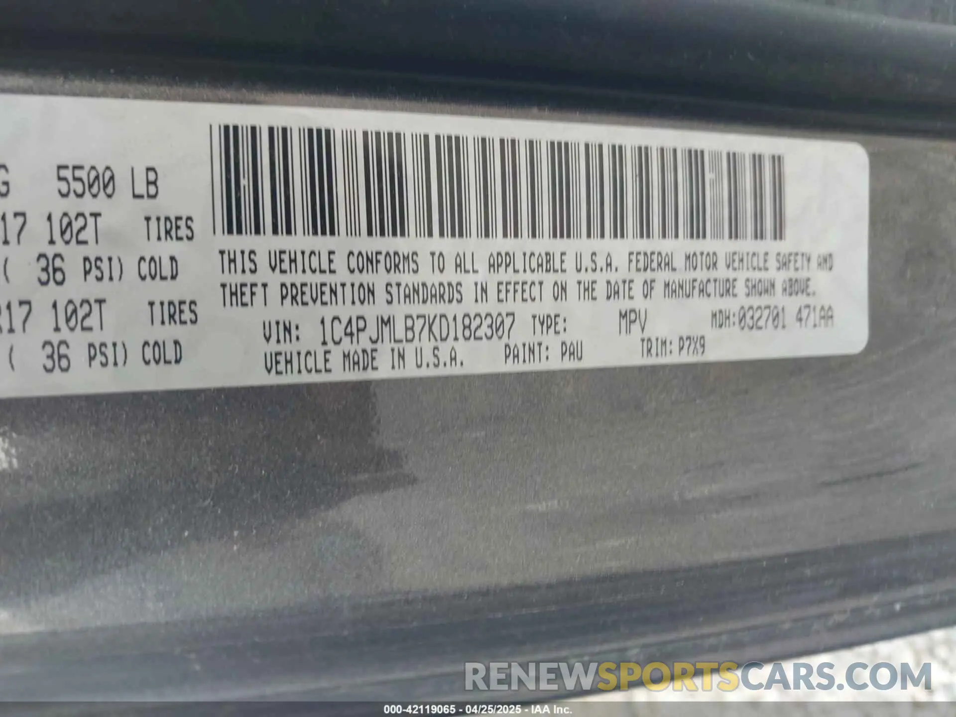 9 Photograph of a damaged car 1C4PJMLB7KD182307 JEEP CHEROKEE 2019