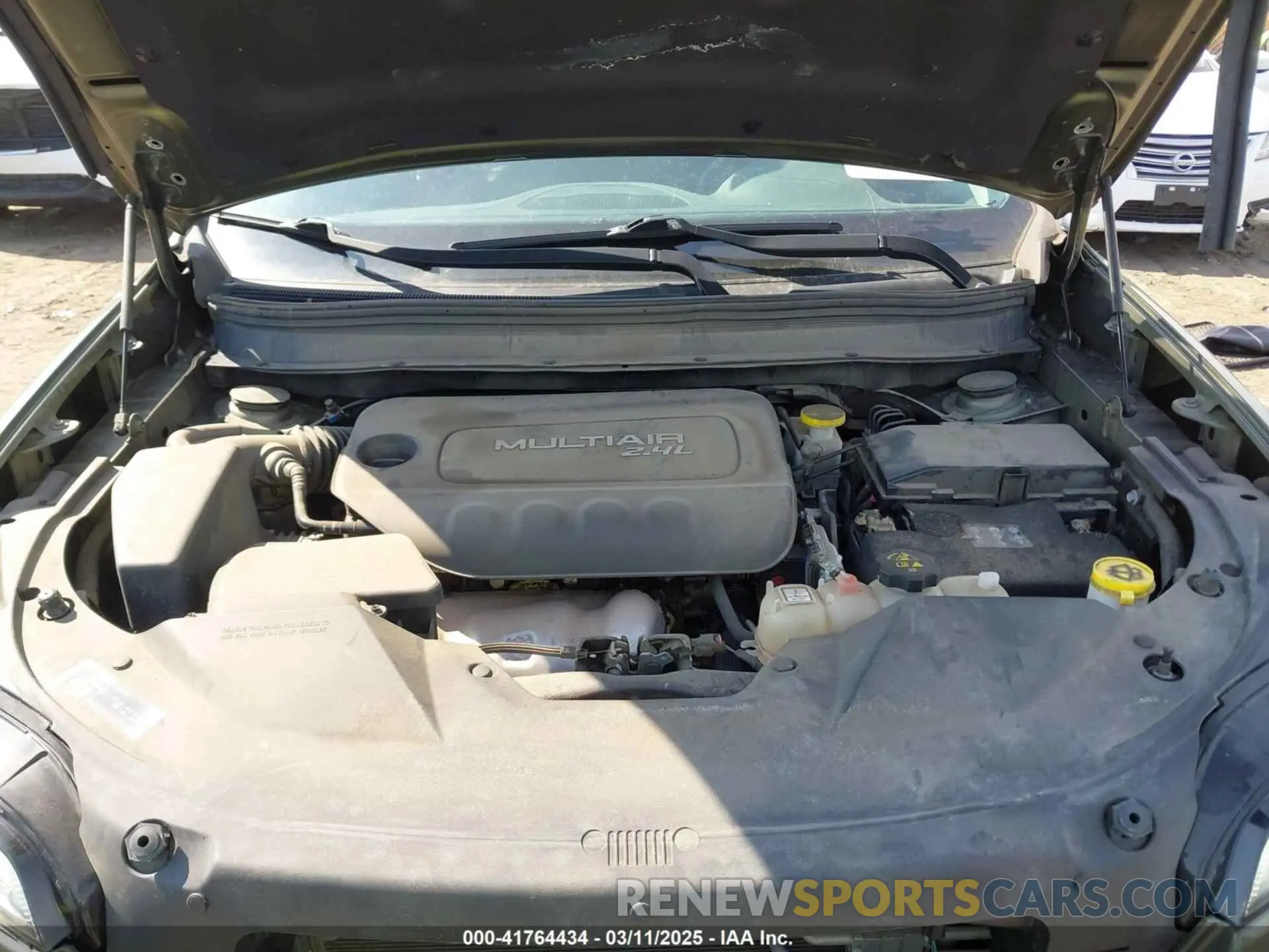 10 Photograph of a damaged car 1C4PJMLB8KD146917 JEEP CHEROKEE 2019