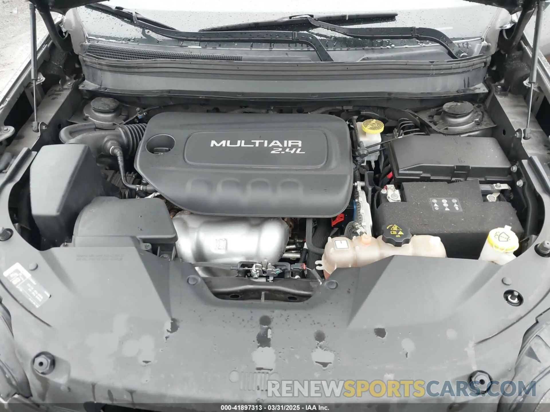 10 Photograph of a damaged car 1C4PJMLBXKD162570 JEEP CHEROKEE 2019