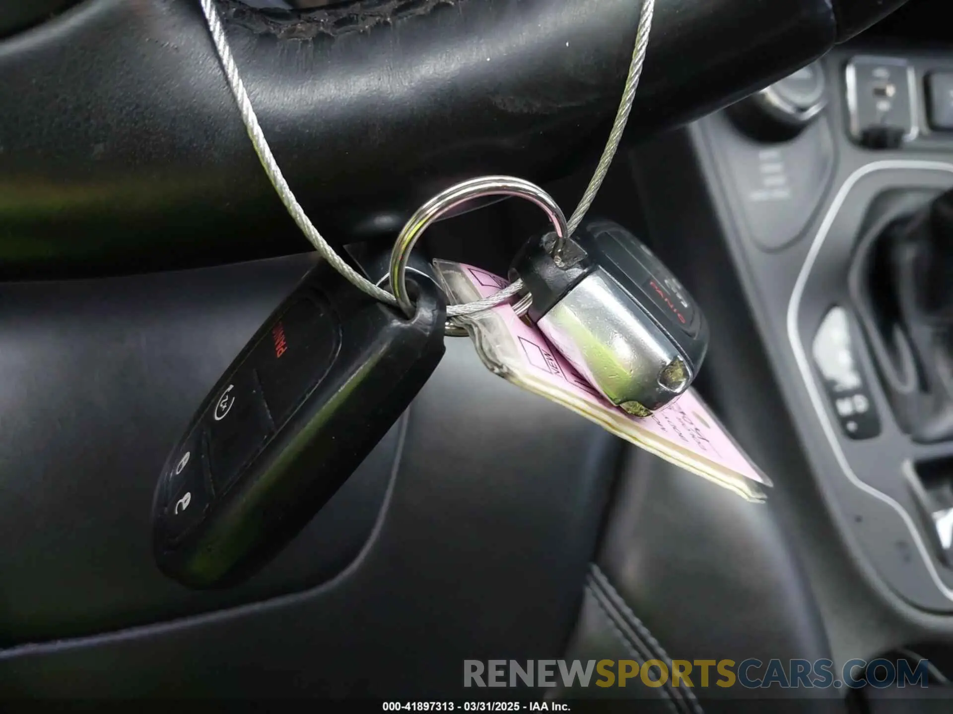 11 Photograph of a damaged car 1C4PJMLBXKD162570 JEEP CHEROKEE 2019