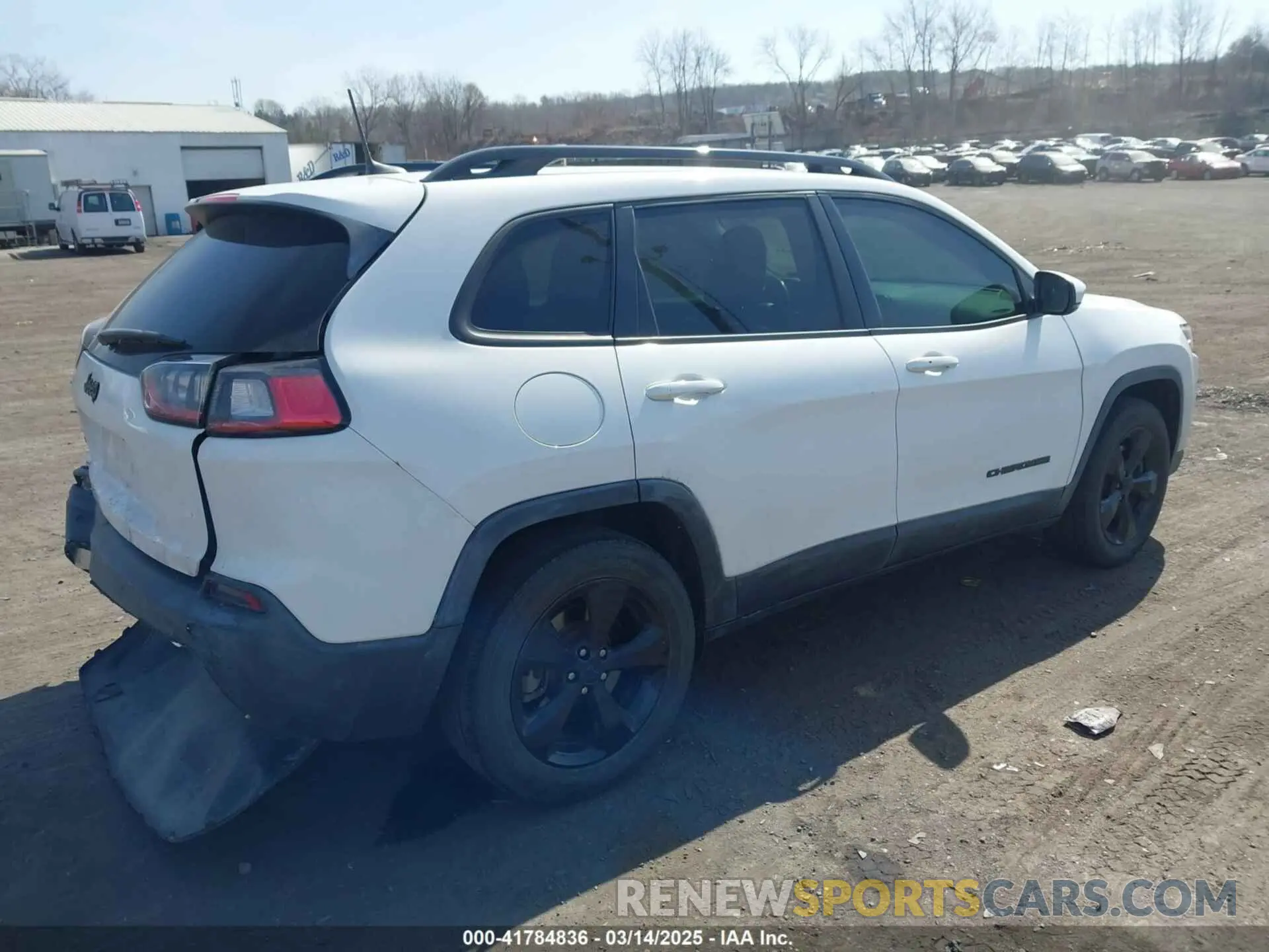 4 Photograph of a damaged car 1C4PJMLBXKD472248 JEEP CHEROKEE 2019