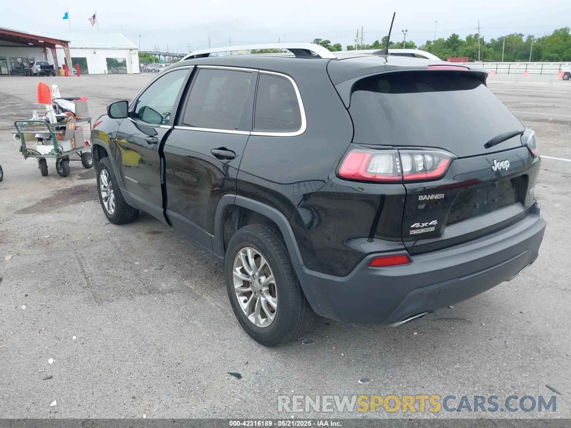 3 Фотография поврежденного автомобиля 1C4PJMLN4KD167192 JEEP CHEROKEE 2019