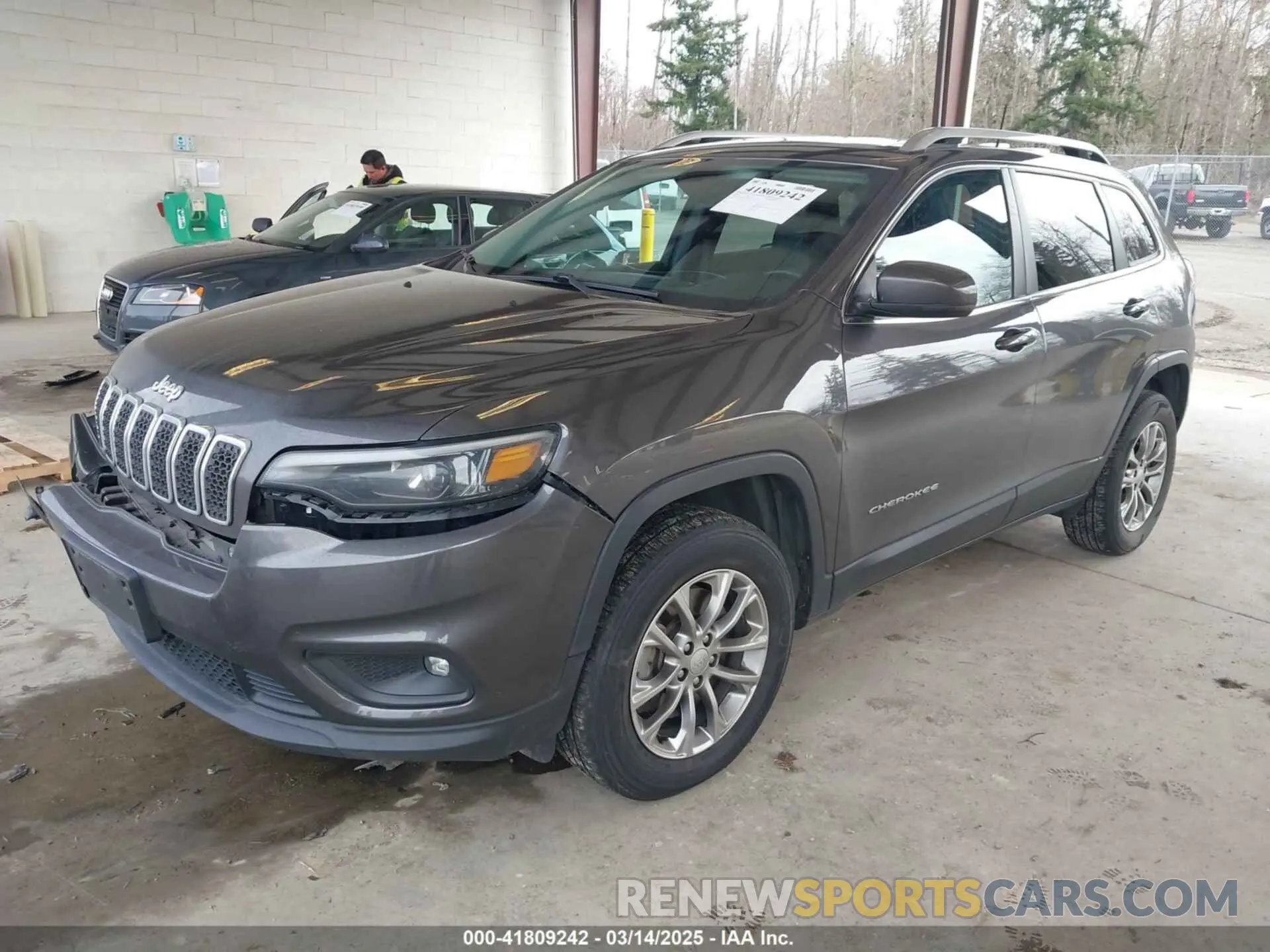 2 Photograph of a damaged car 1C4PJMLX0KD108416 JEEP CHEROKEE 2019