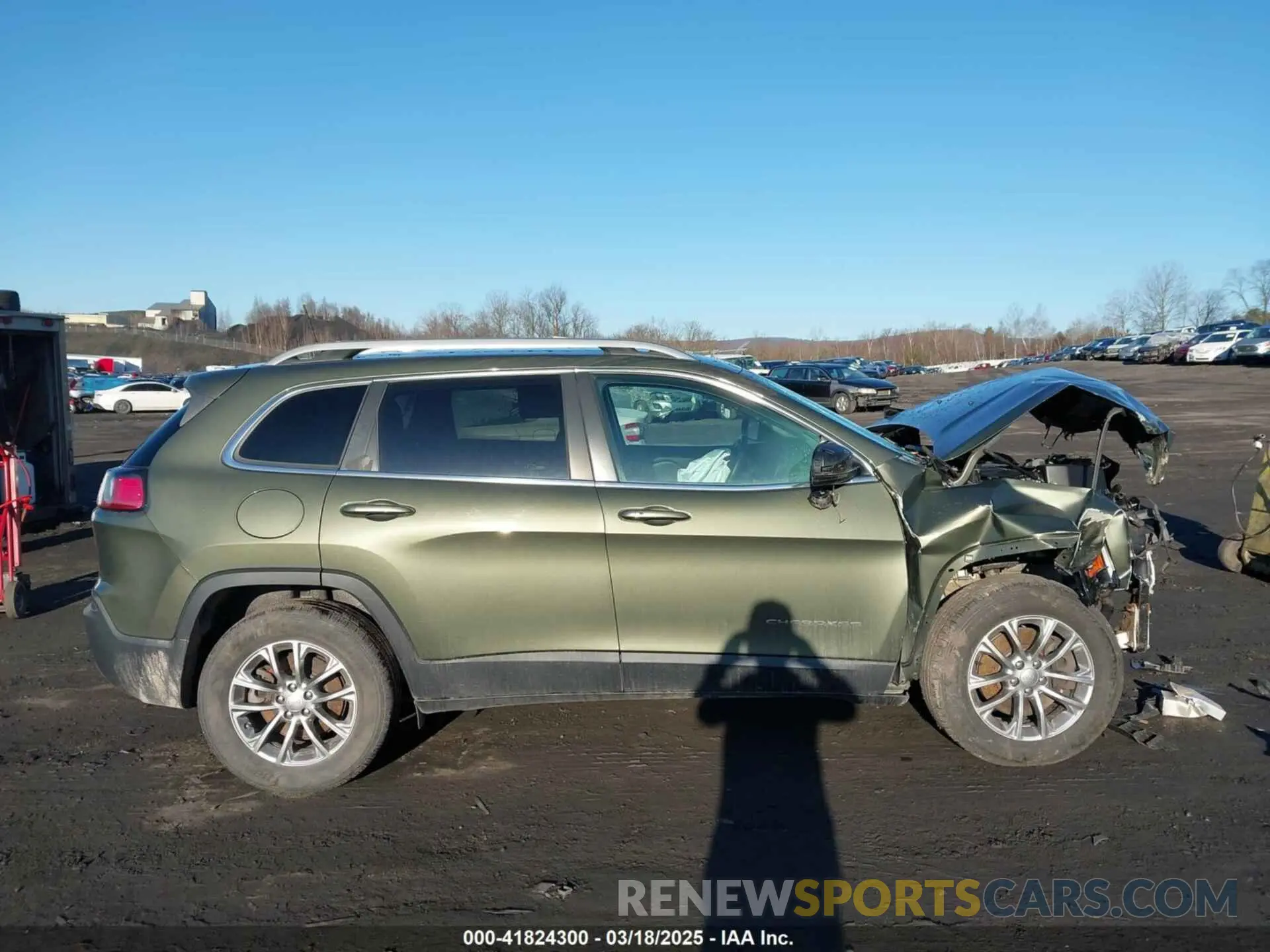 13 Фотография поврежденного автомобиля 1C4PJMLX0KD123482 JEEP CHEROKEE 2019