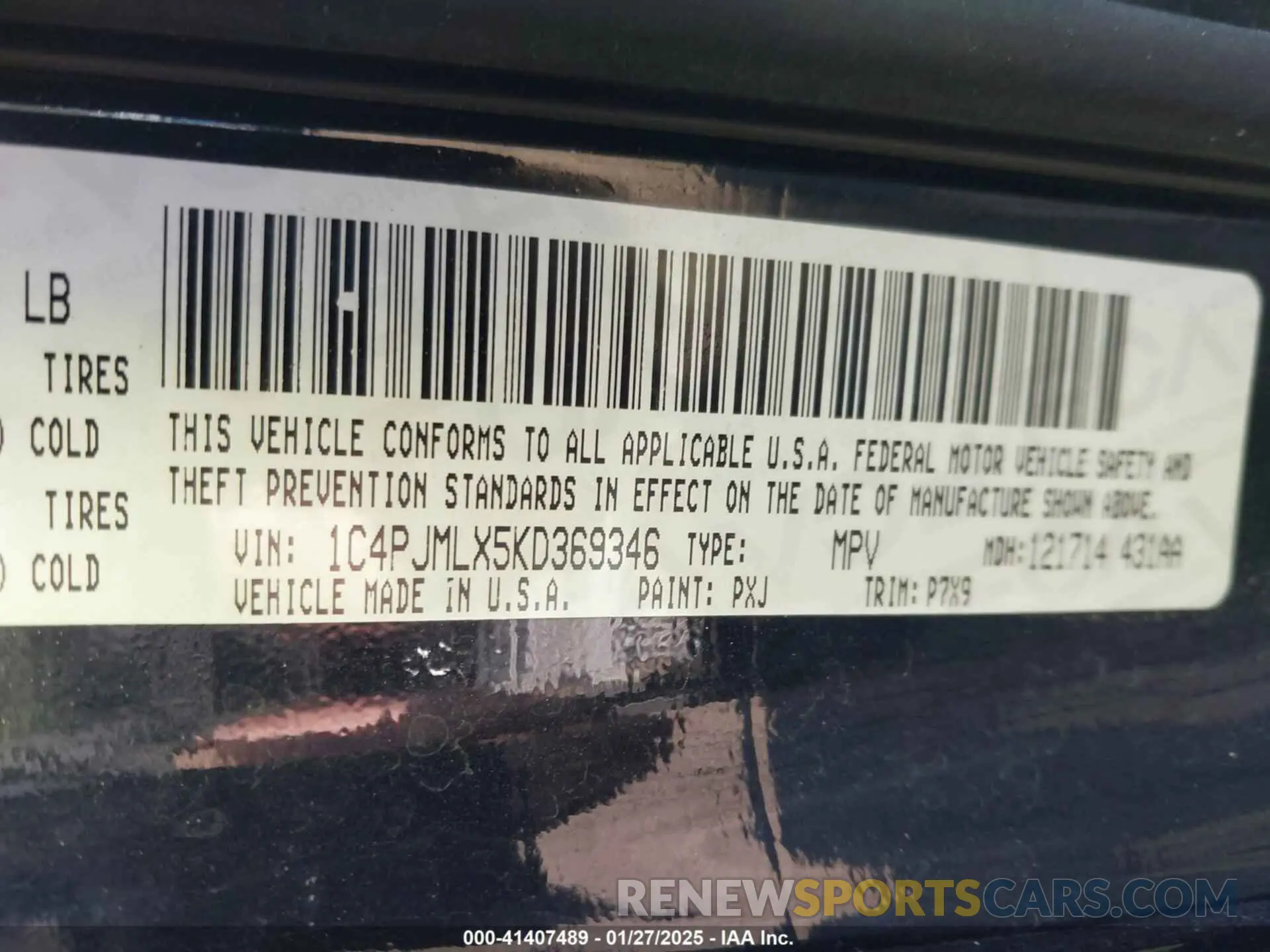 9 Photograph of a damaged car 1C4PJMLX5KD369346 JEEP CHEROKEE 2019