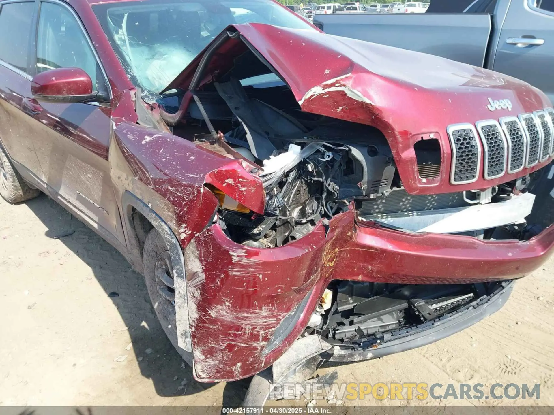 6 Фотография поврежденного автомобиля 1C4PJMLX7KD252805 JEEP CHEROKEE 2019
