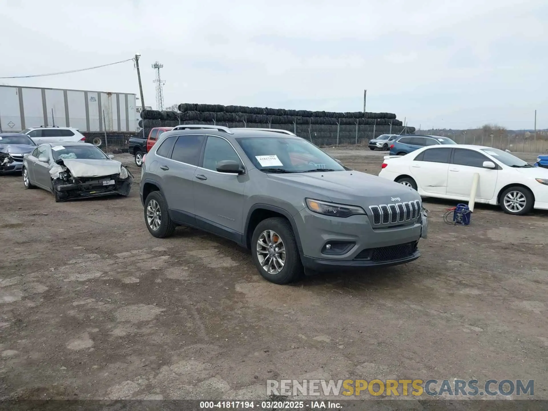 1 Photograph of a damaged car 1C4PJMLX9KD445960 JEEP CHEROKEE 2019
