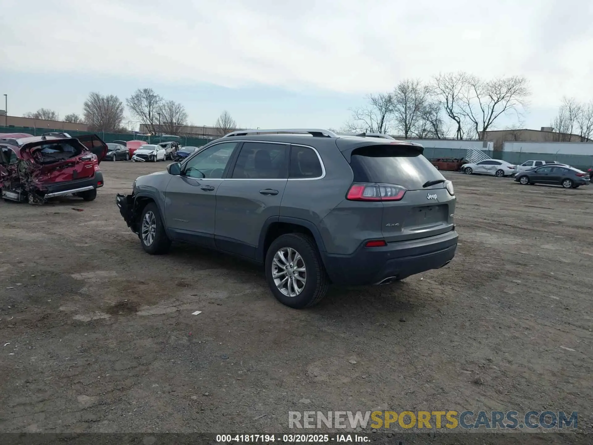 3 Photograph of a damaged car 1C4PJMLX9KD445960 JEEP CHEROKEE 2019