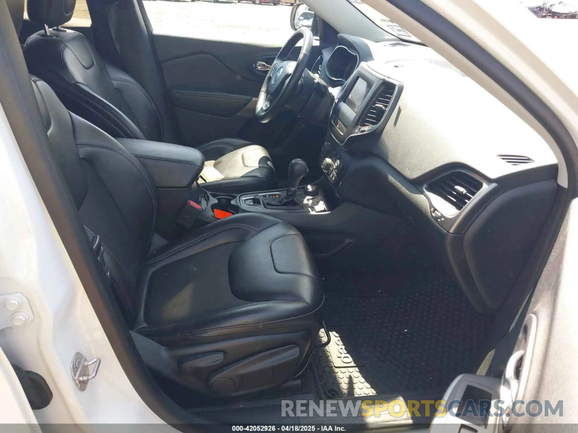 5 Фотография поврежденного автомобиля 1C4PJMLXXKD107760 JEEP CHEROKEE 2019