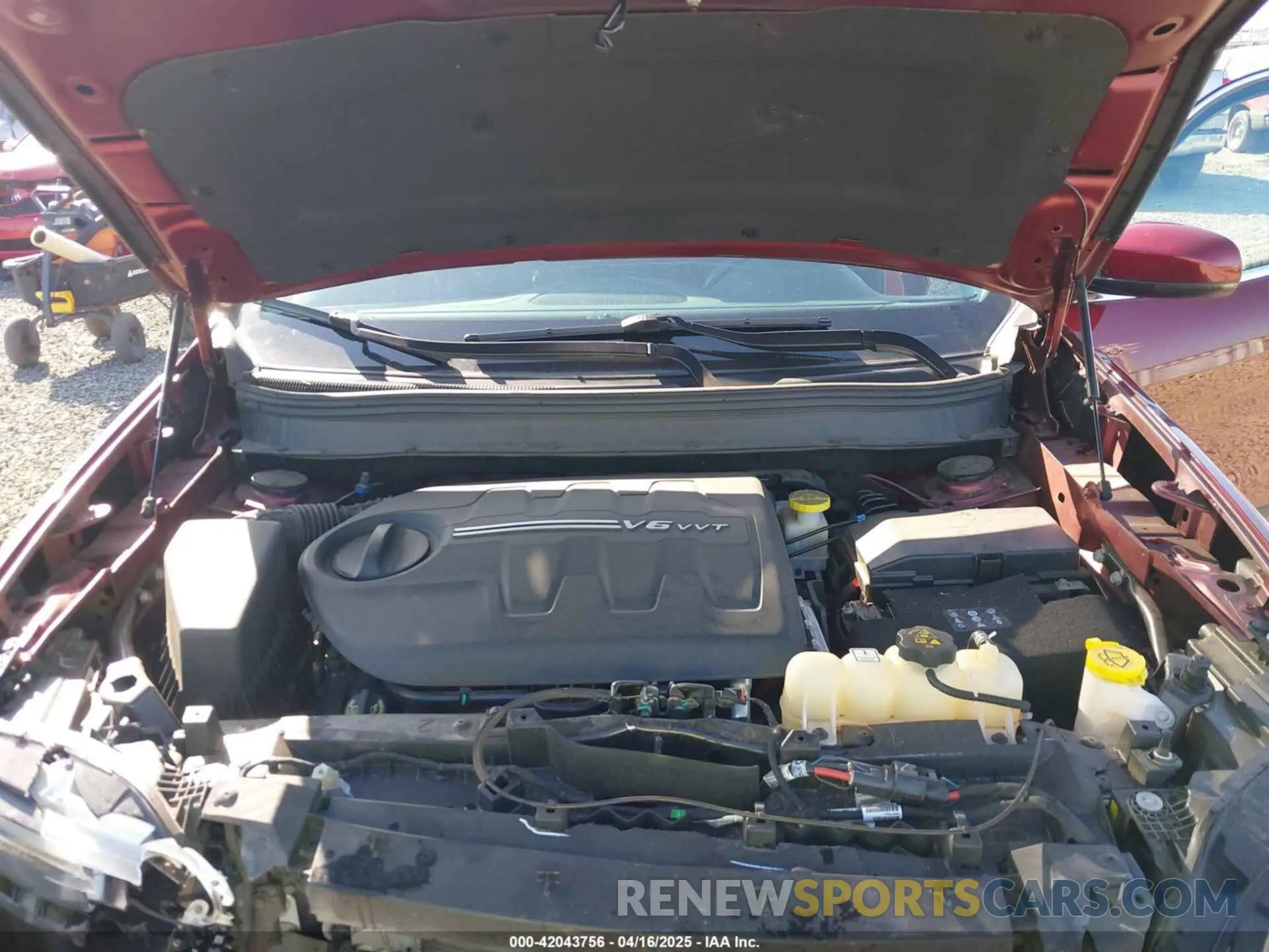 10 Photograph of a damaged car 1C4PJMLXXKD223718 JEEP CHEROKEE 2019