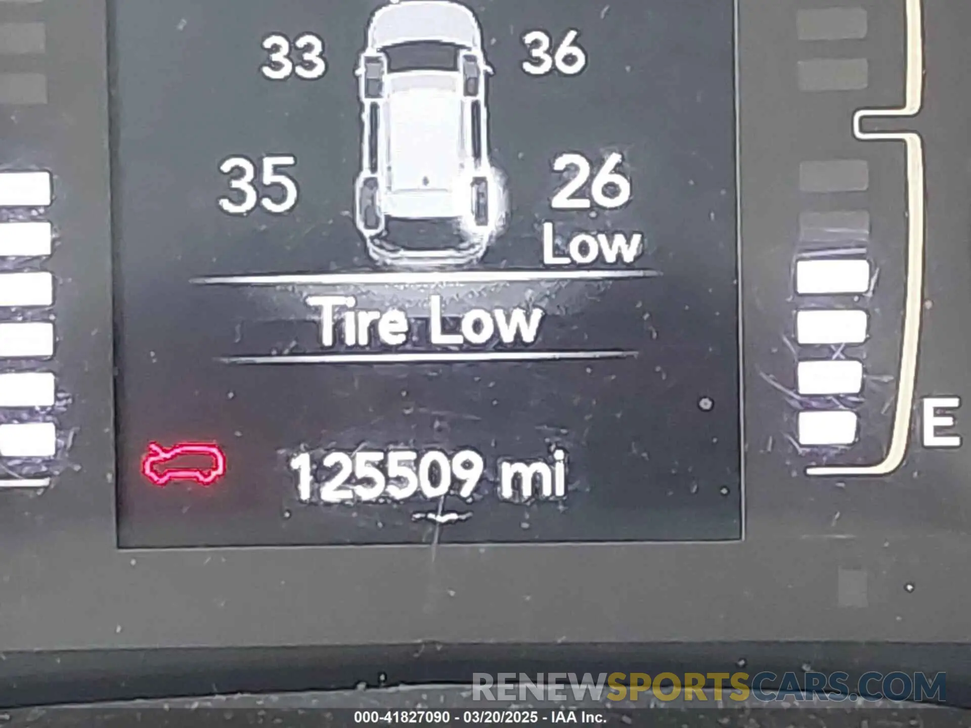 15 Photograph of a damaged car 1C4PJMLXXKD311619 JEEP CHEROKEE 2019