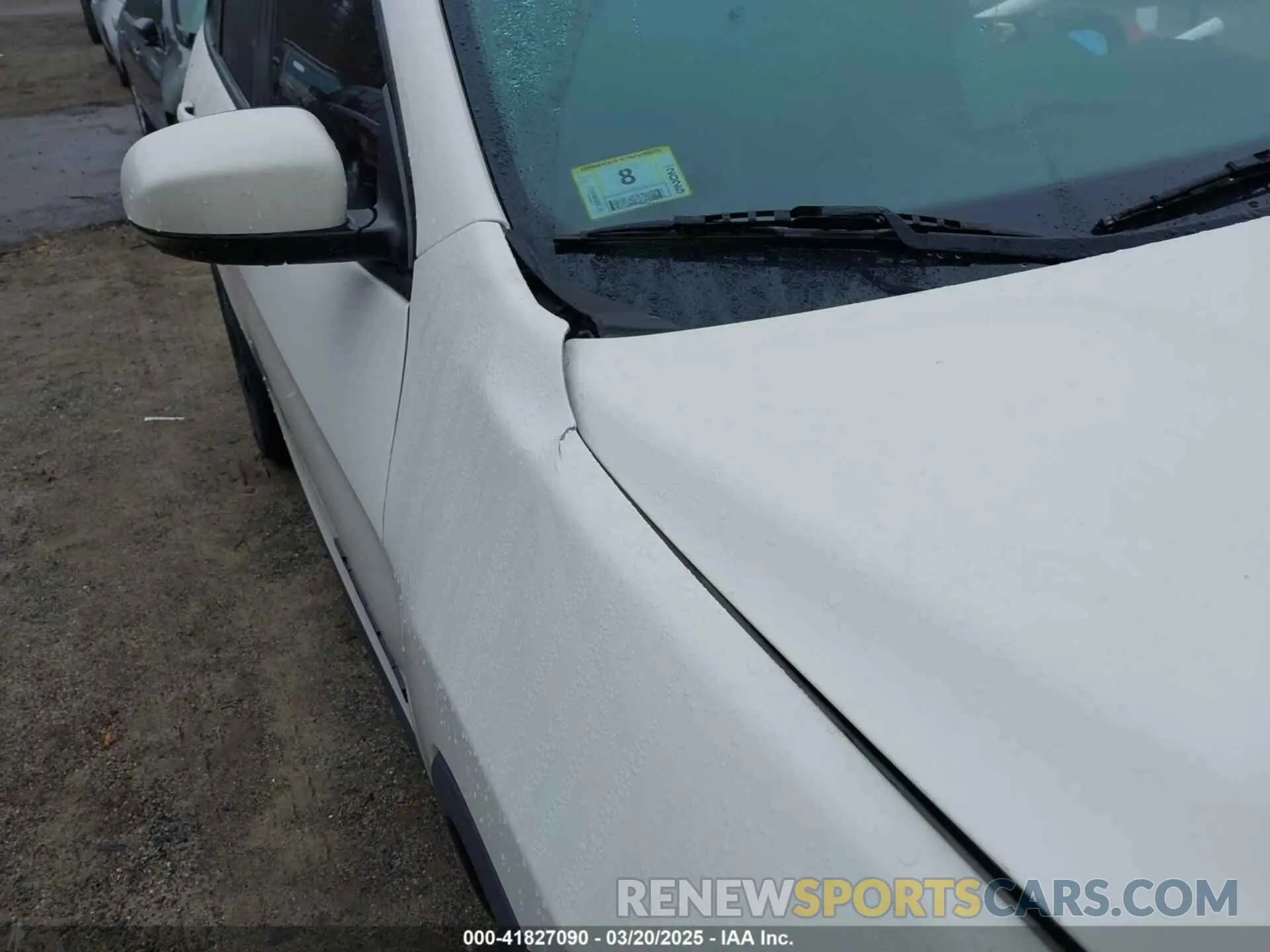 17 Photograph of a damaged car 1C4PJMLXXKD311619 JEEP CHEROKEE 2019