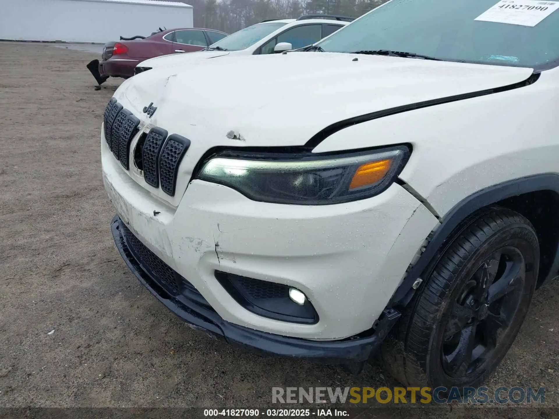 19 Photograph of a damaged car 1C4PJMLXXKD311619 JEEP CHEROKEE 2019