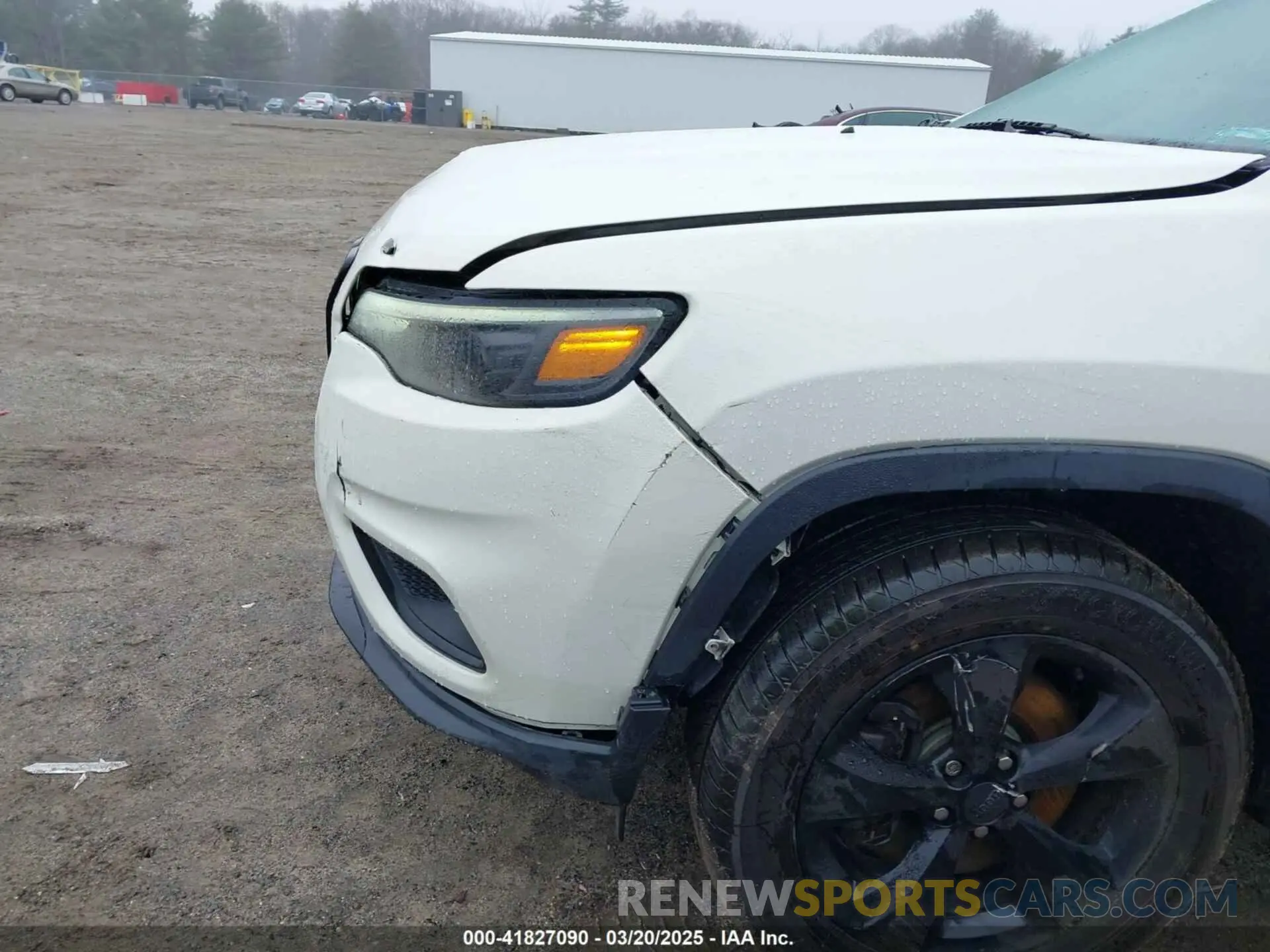 20 Photograph of a damaged car 1C4PJMLXXKD311619 JEEP CHEROKEE 2019