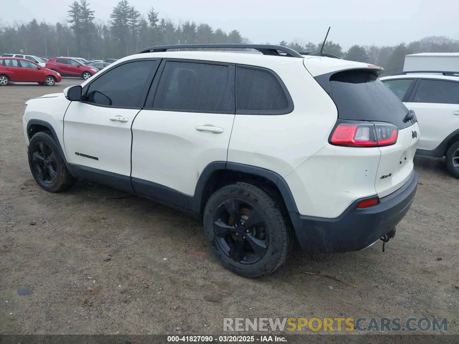 3 Photograph of a damaged car 1C4PJMLXXKD311619 JEEP CHEROKEE 2019